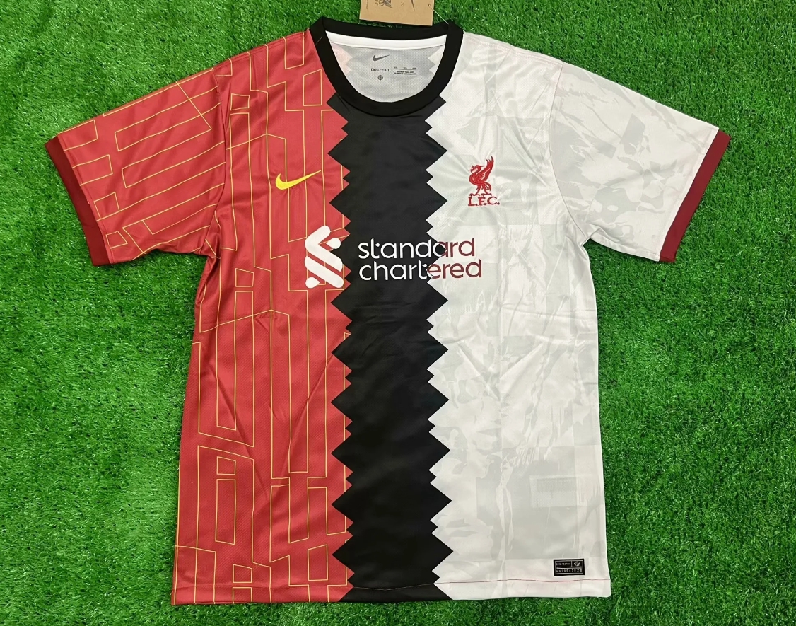 Fans Verison 24/25 Liverpool special edition