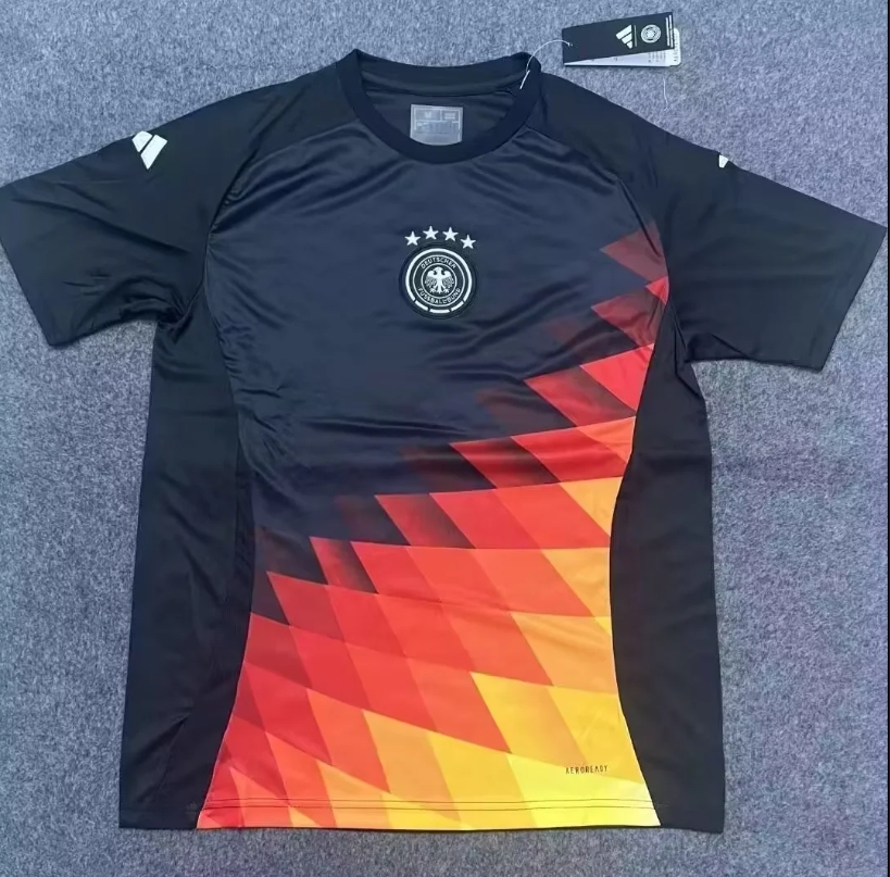 Fans Verison 24/25 Germany special edition black