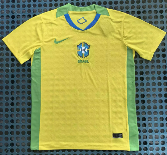Fans Verison 25/26 Brazil home 