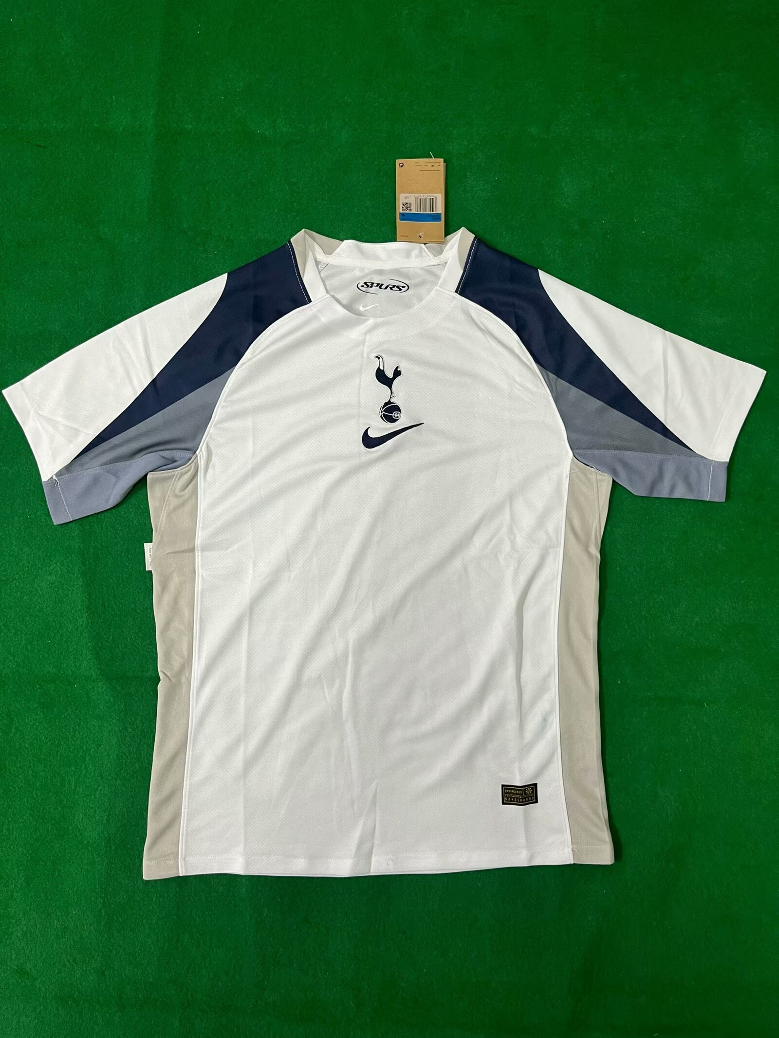 Fans Verison 25/26 Tottenham home