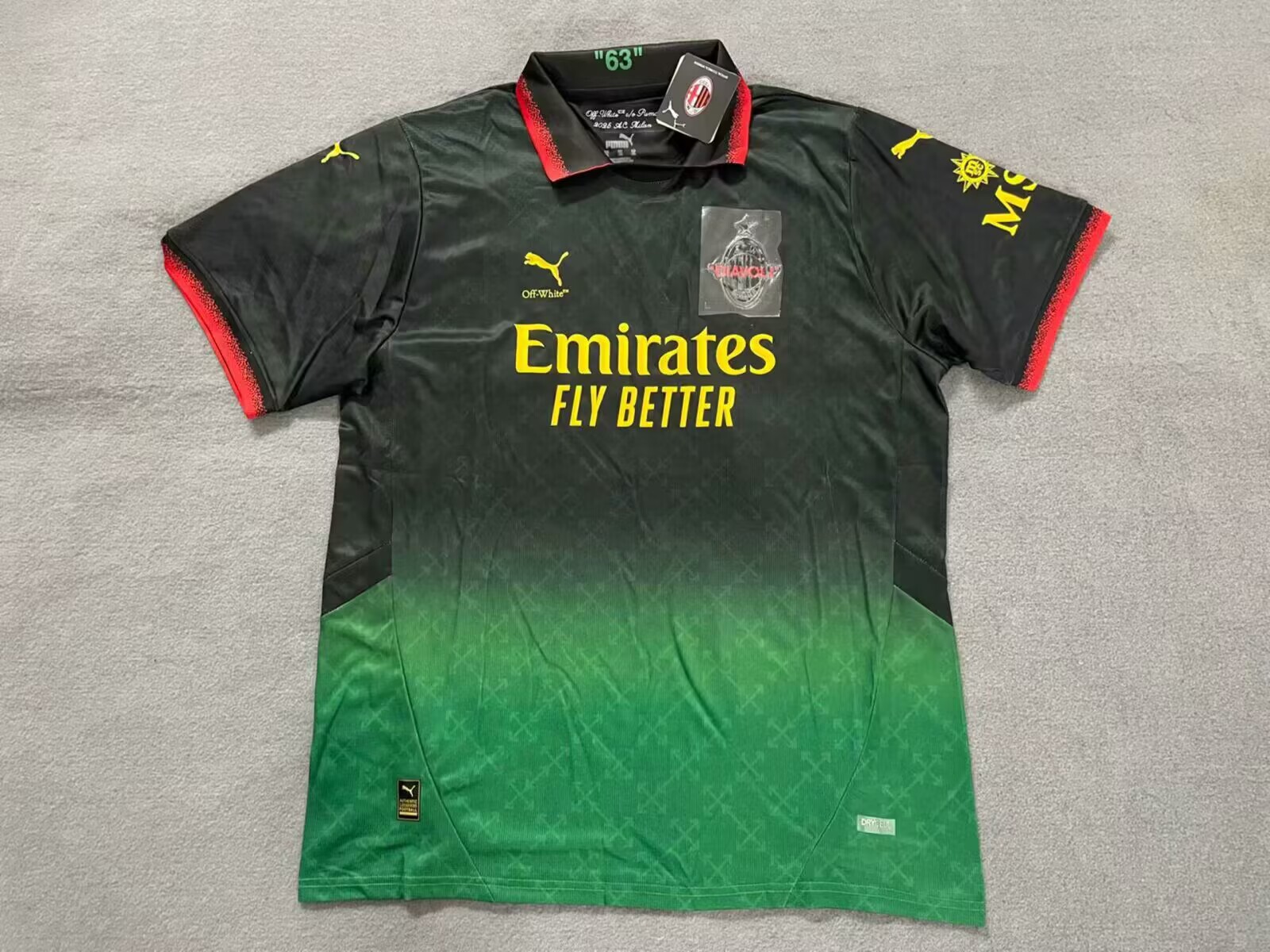 Fans Verison 25/26 AC Milan 