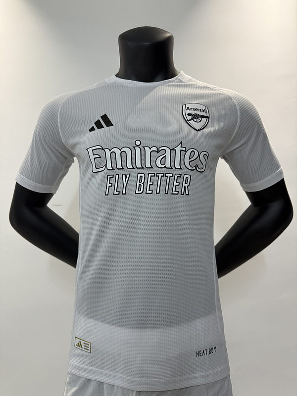 Arsenal white special Version