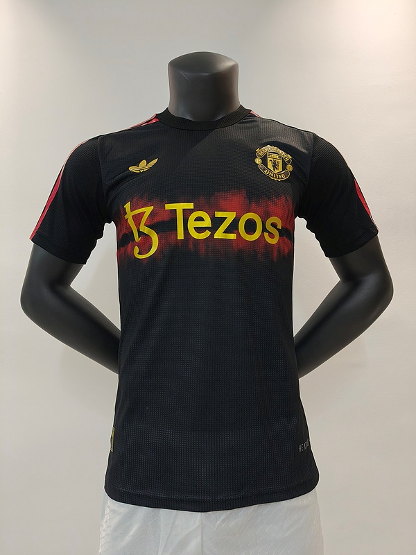 Manchester United year of the snake  special version