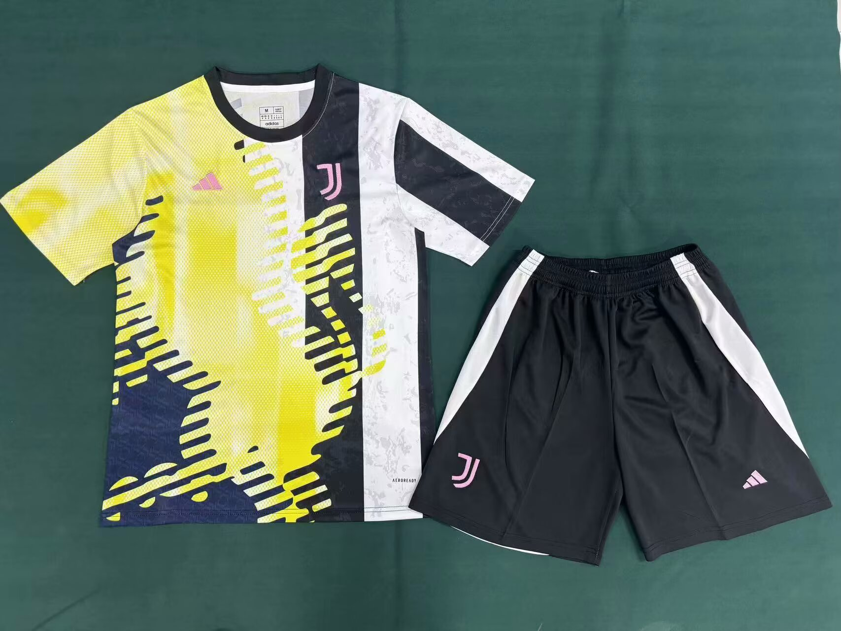 25/26 Juventus Adults kits training jersey