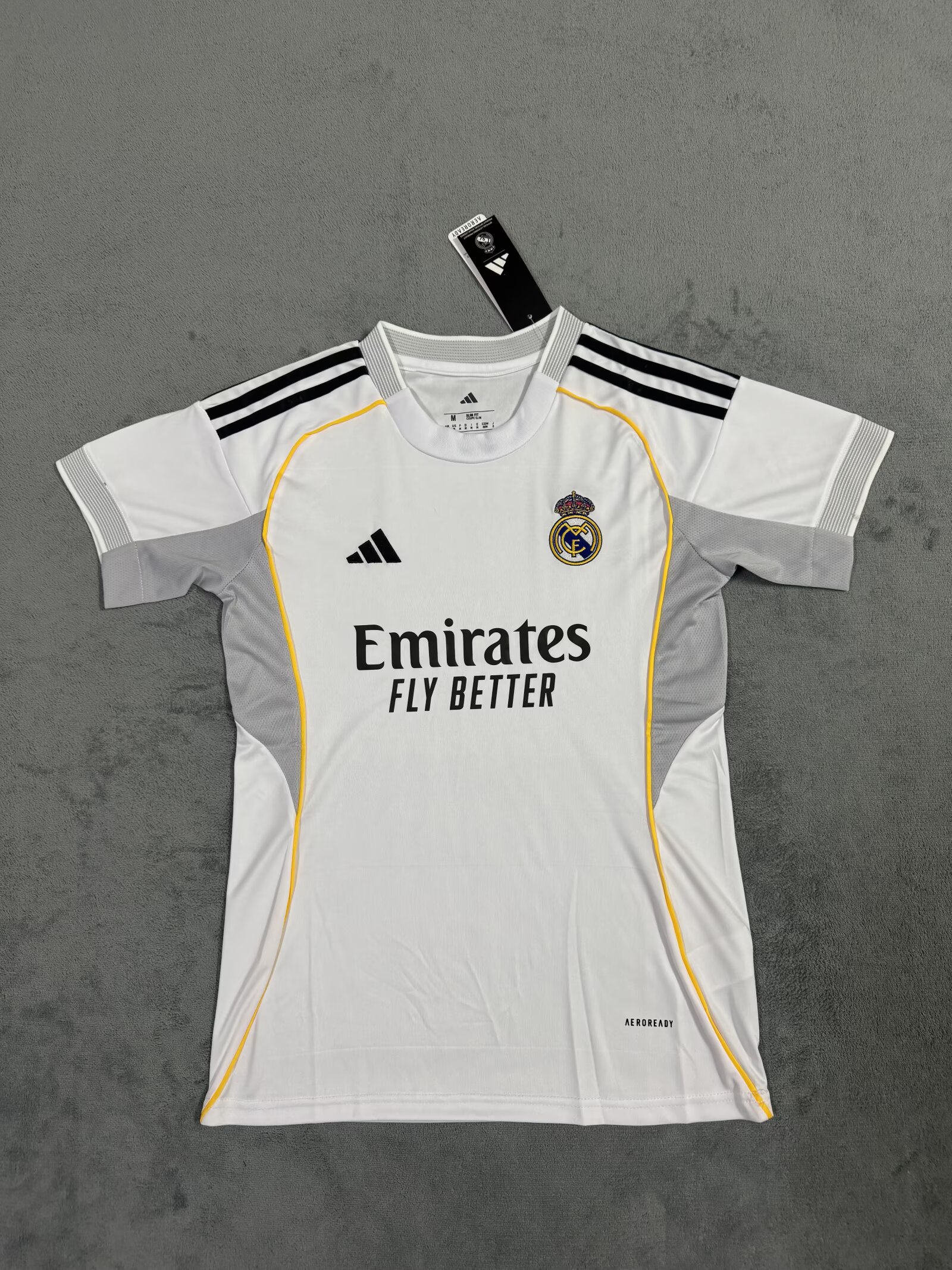  Fan Version25/26Real Madrid home woman jersey