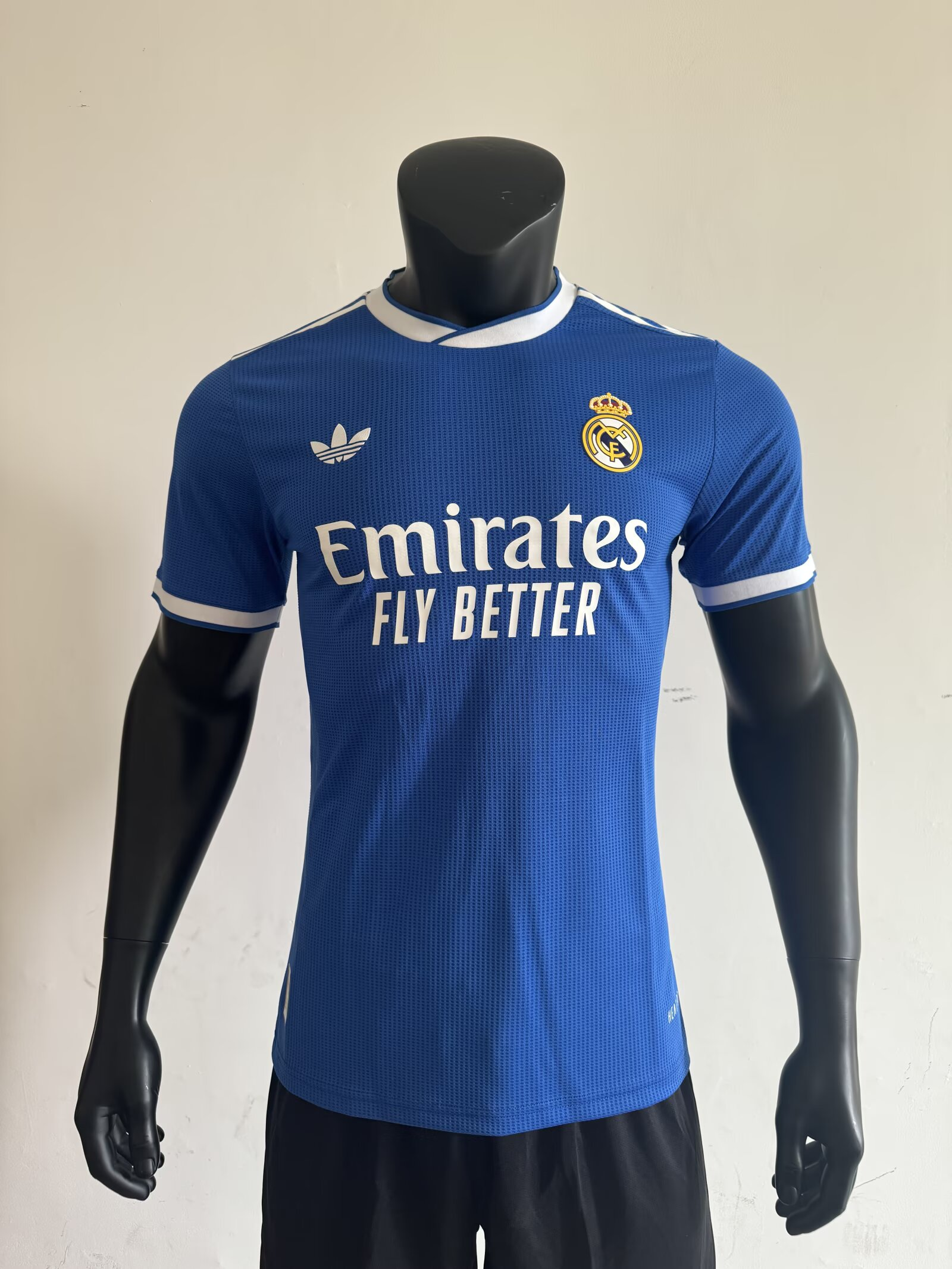 player version25/26 Real Madrid  second away