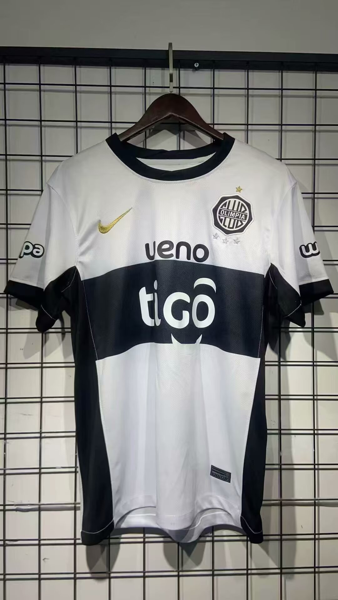 Fans Verison 25/26 Olimpik Donetsk home