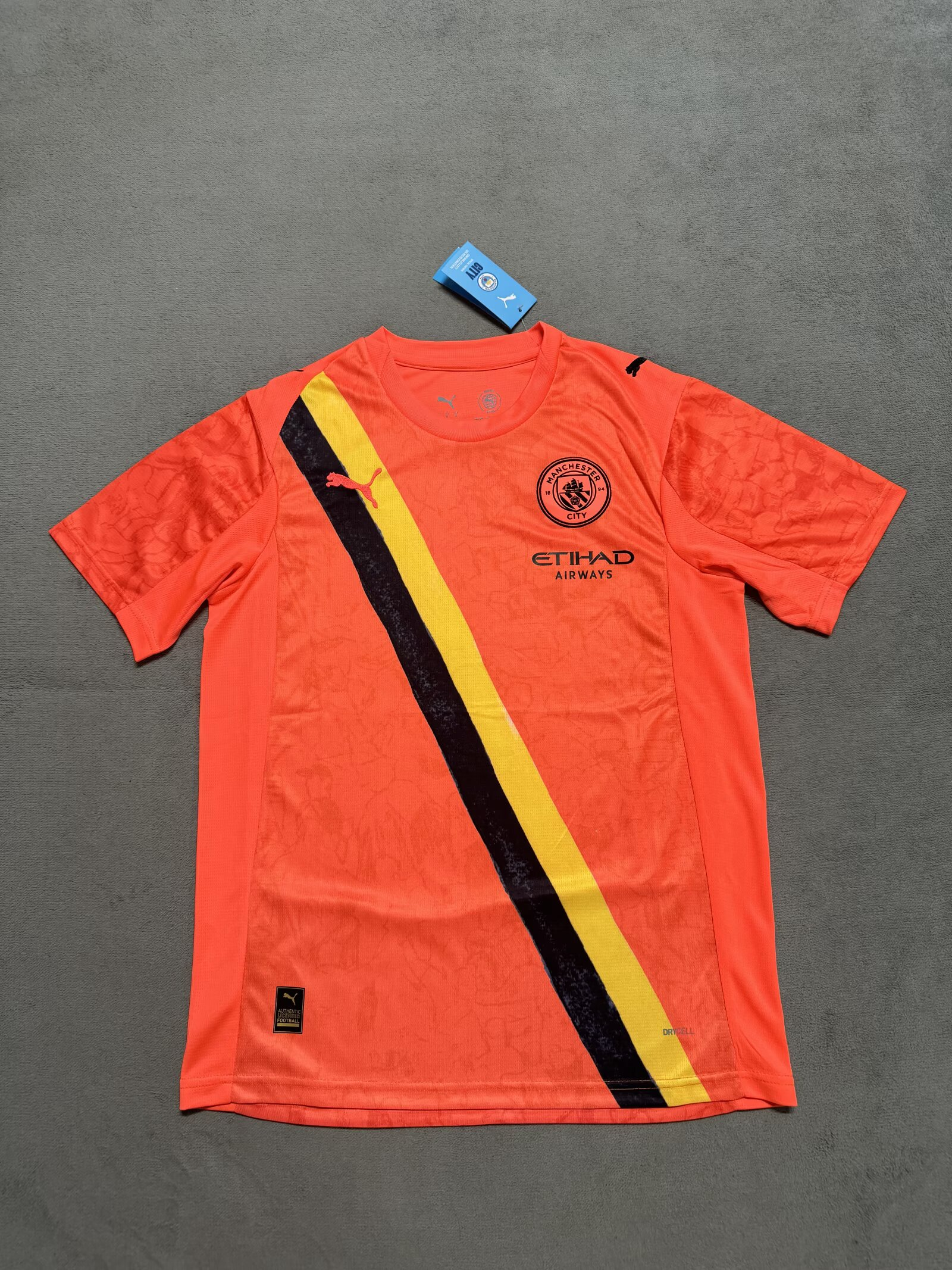 Fans Version 25/26 Manchester City second away