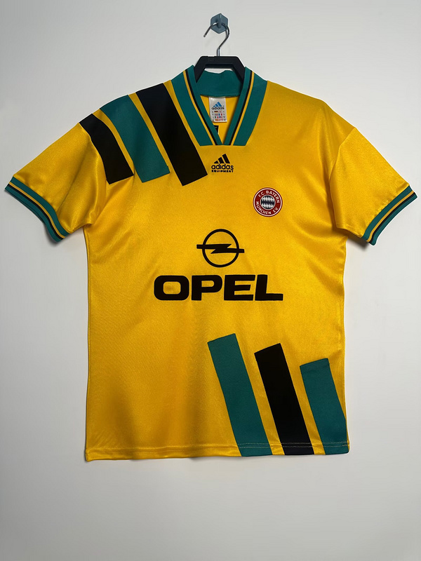 1993/95 retro  Bayern Munchen away