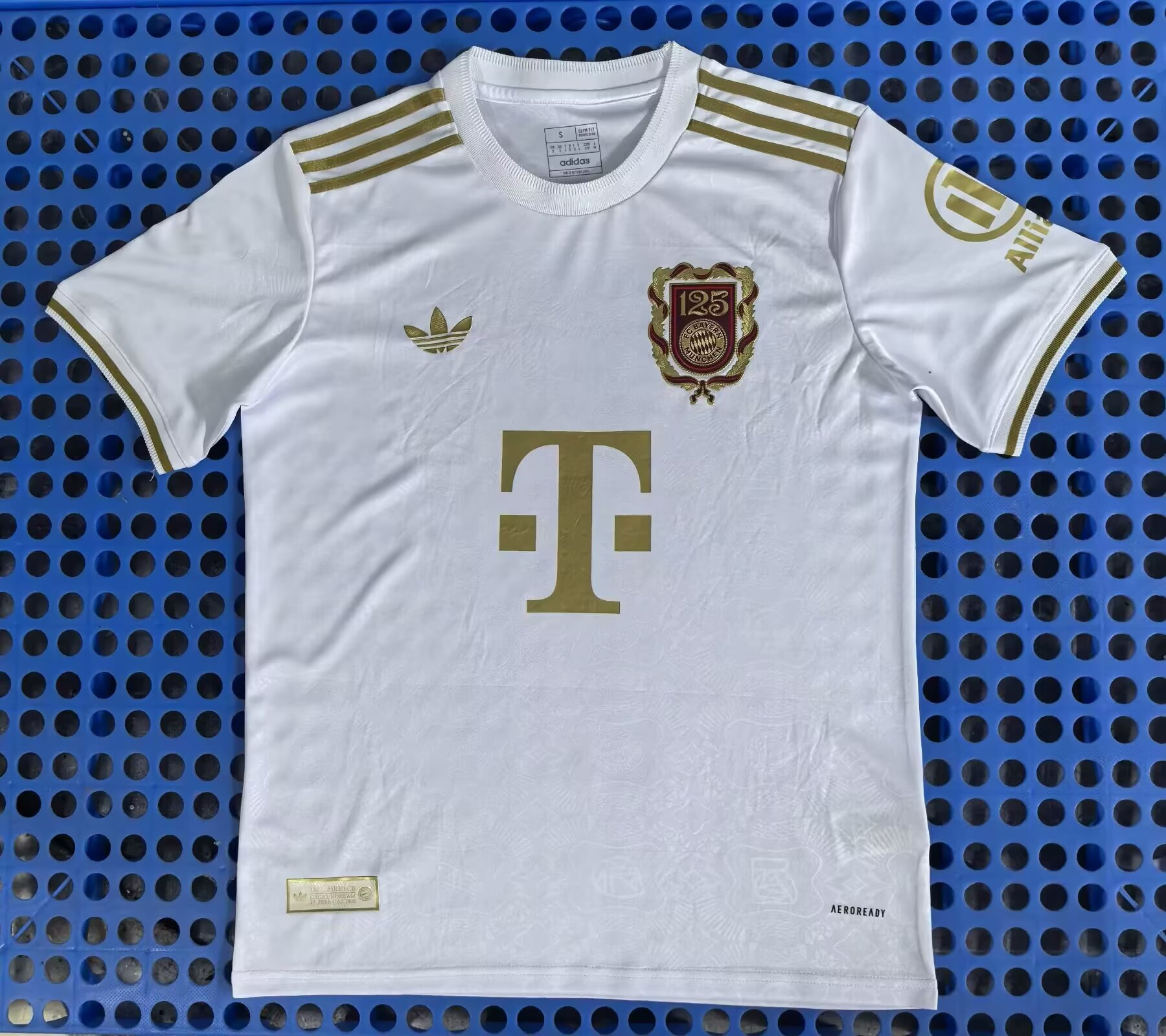 Fans Verison 25/26 Bayern MunChen white125Commemorative Edition