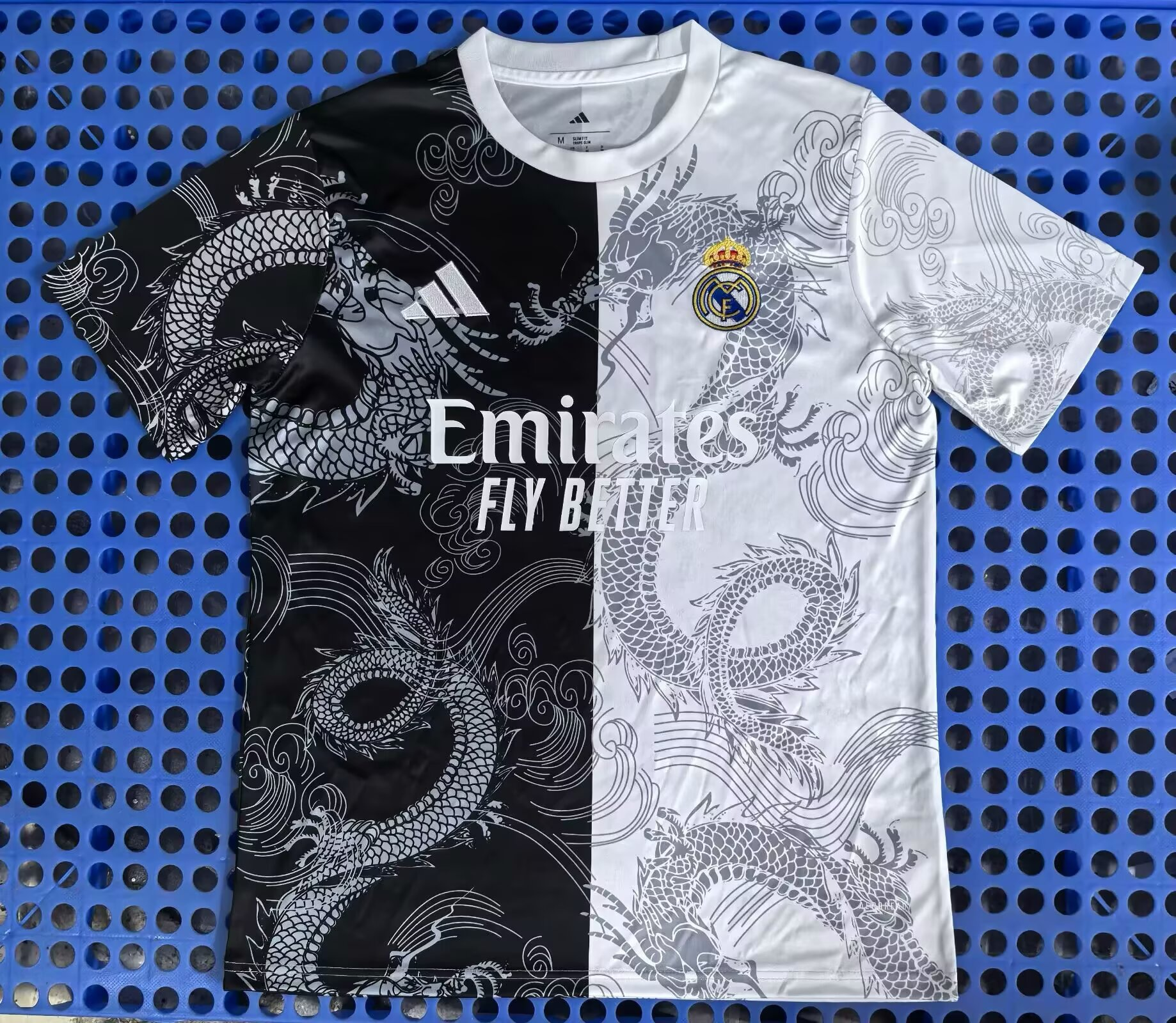 Fan version2526 Real Madrid  Long black and white training suit