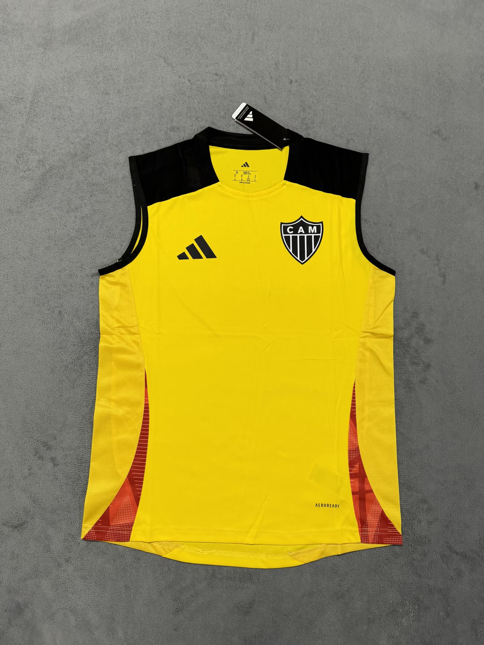 25-26   Atlético Mineiro raining suit vest yellow