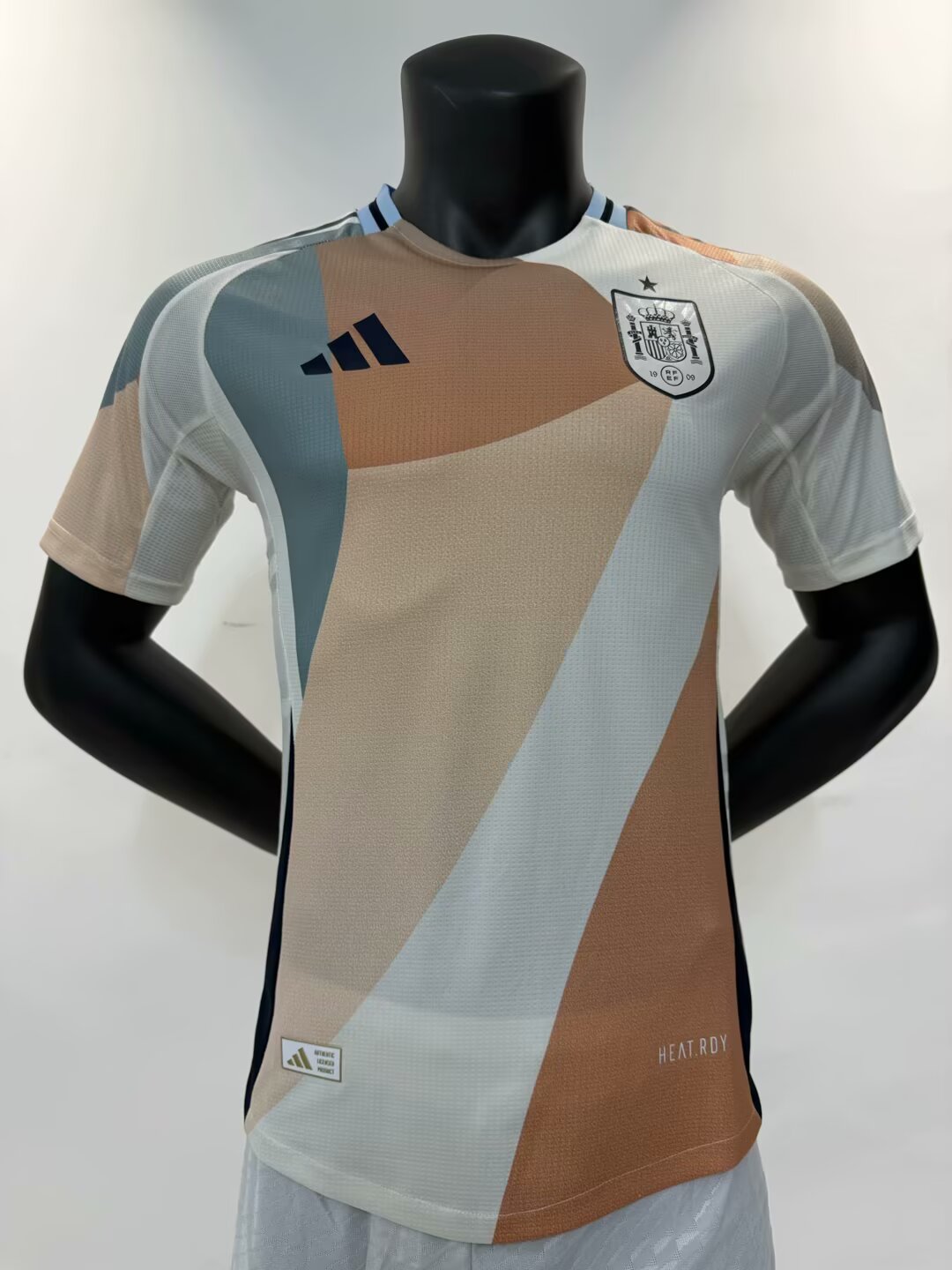 Player Version 25-26 Spain away game