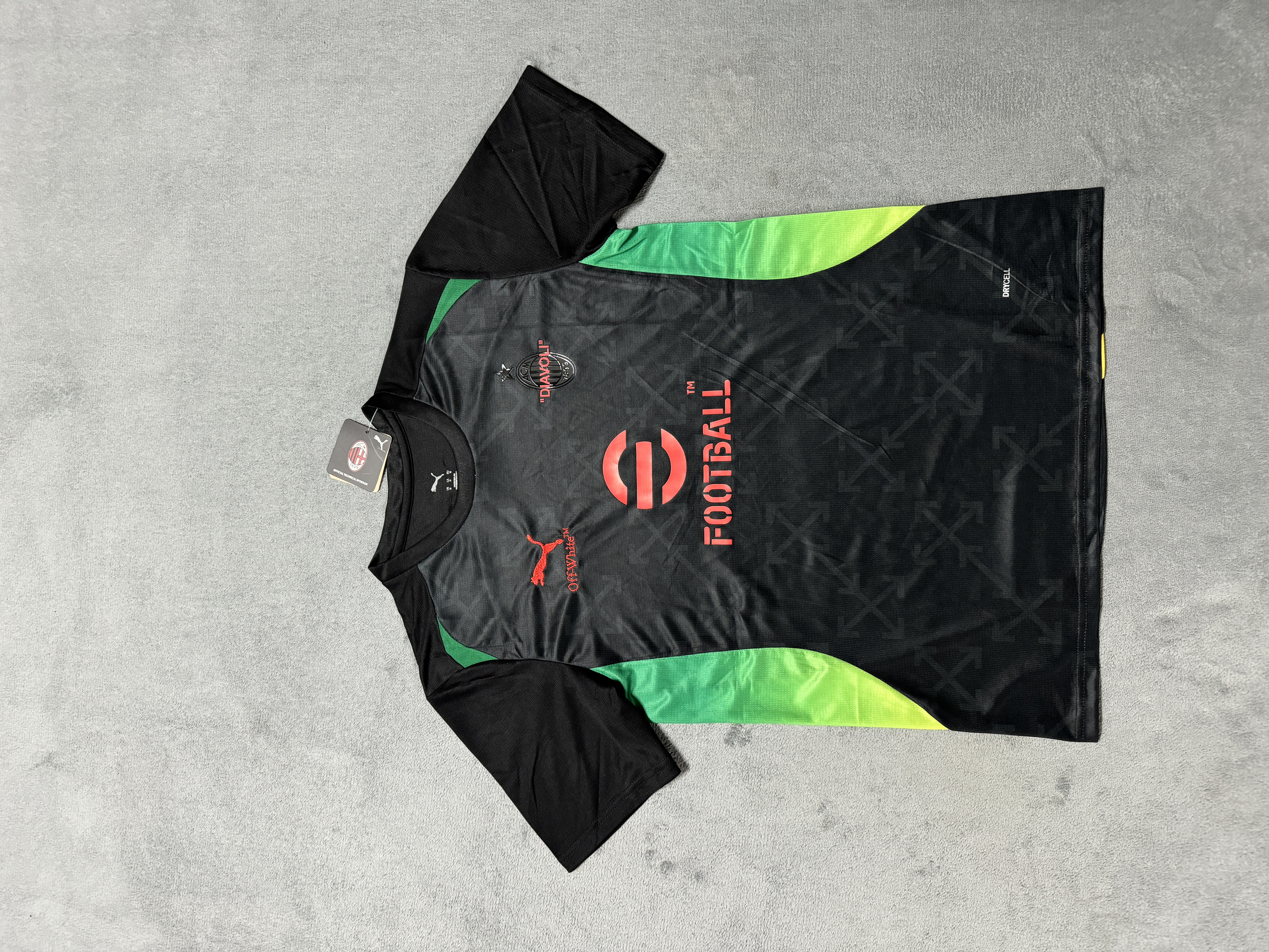 Fans Verison 25/26AC pre match training uniform