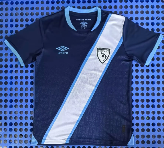 Fans Verison 25/26Guatemala away 