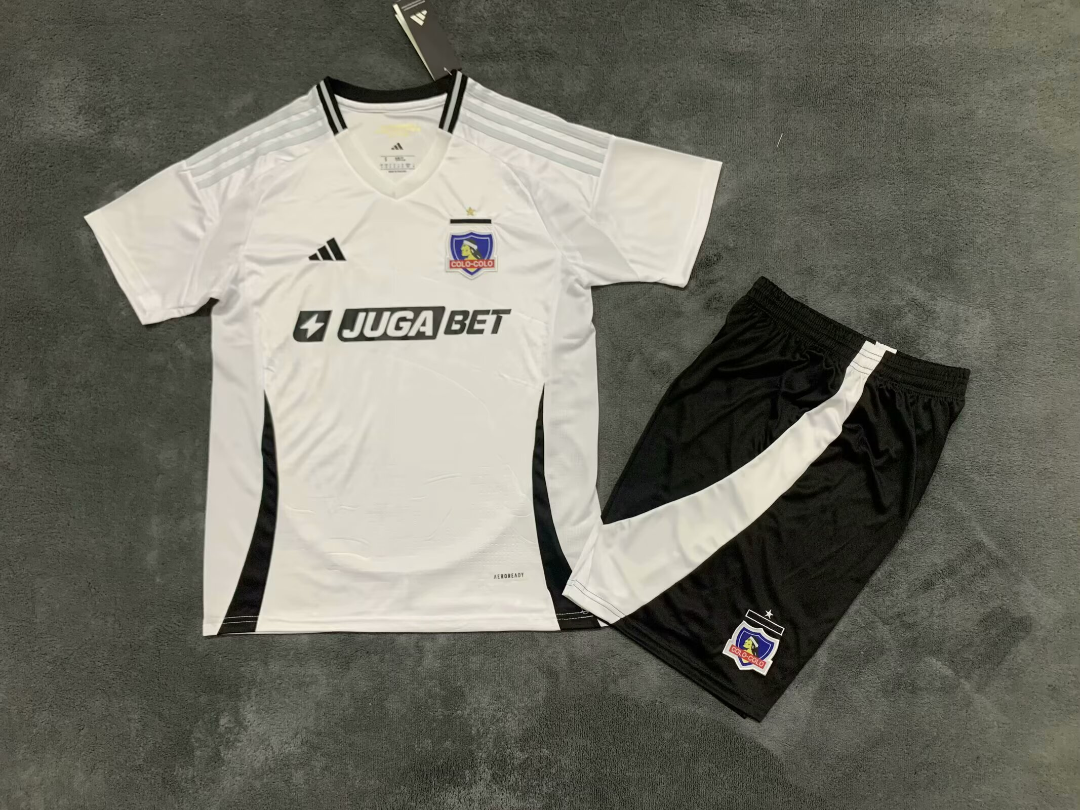 25/26Adults kits Kolo Home 