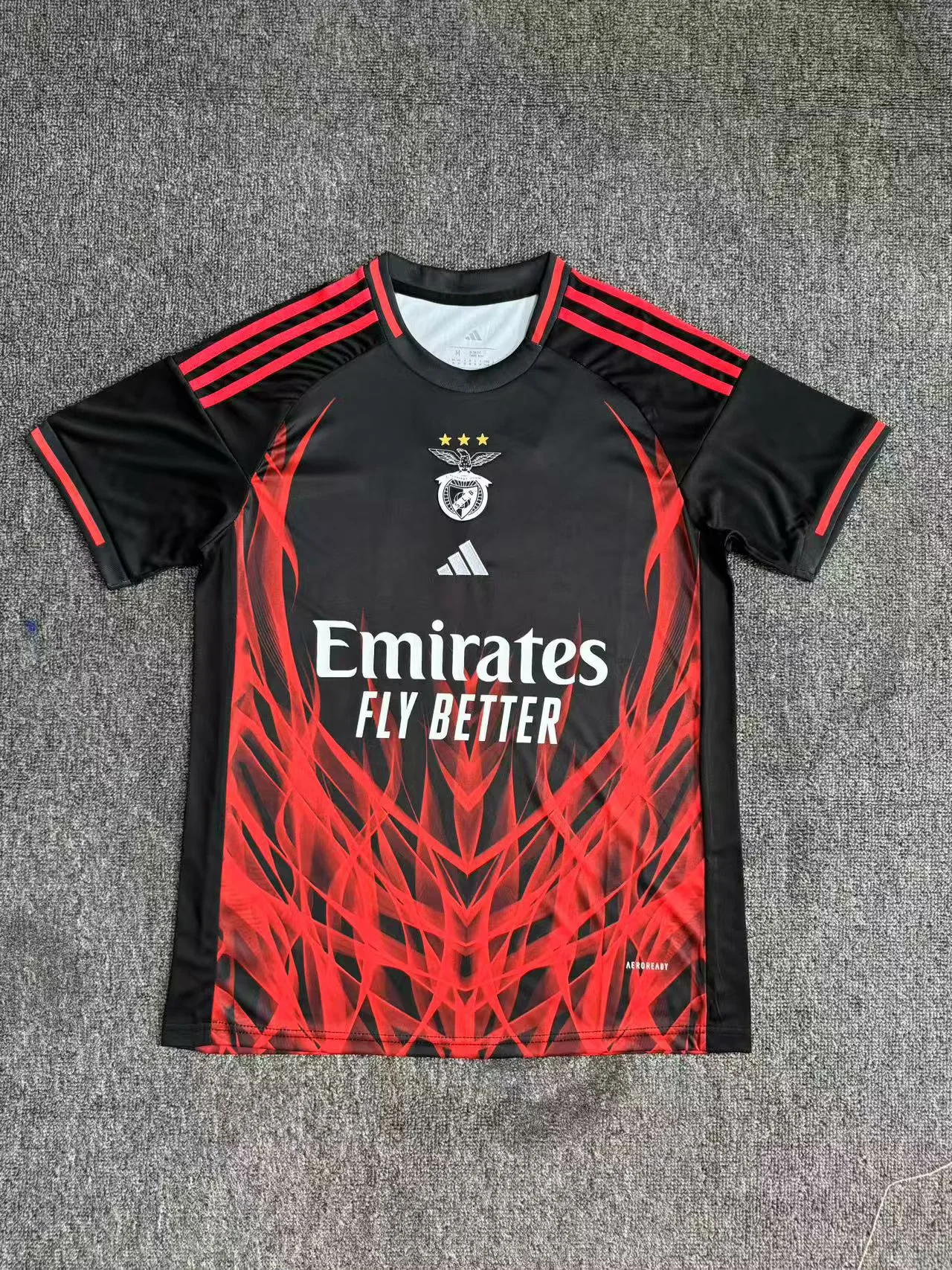 Fans Verison 25/26Benfica training uniform black 