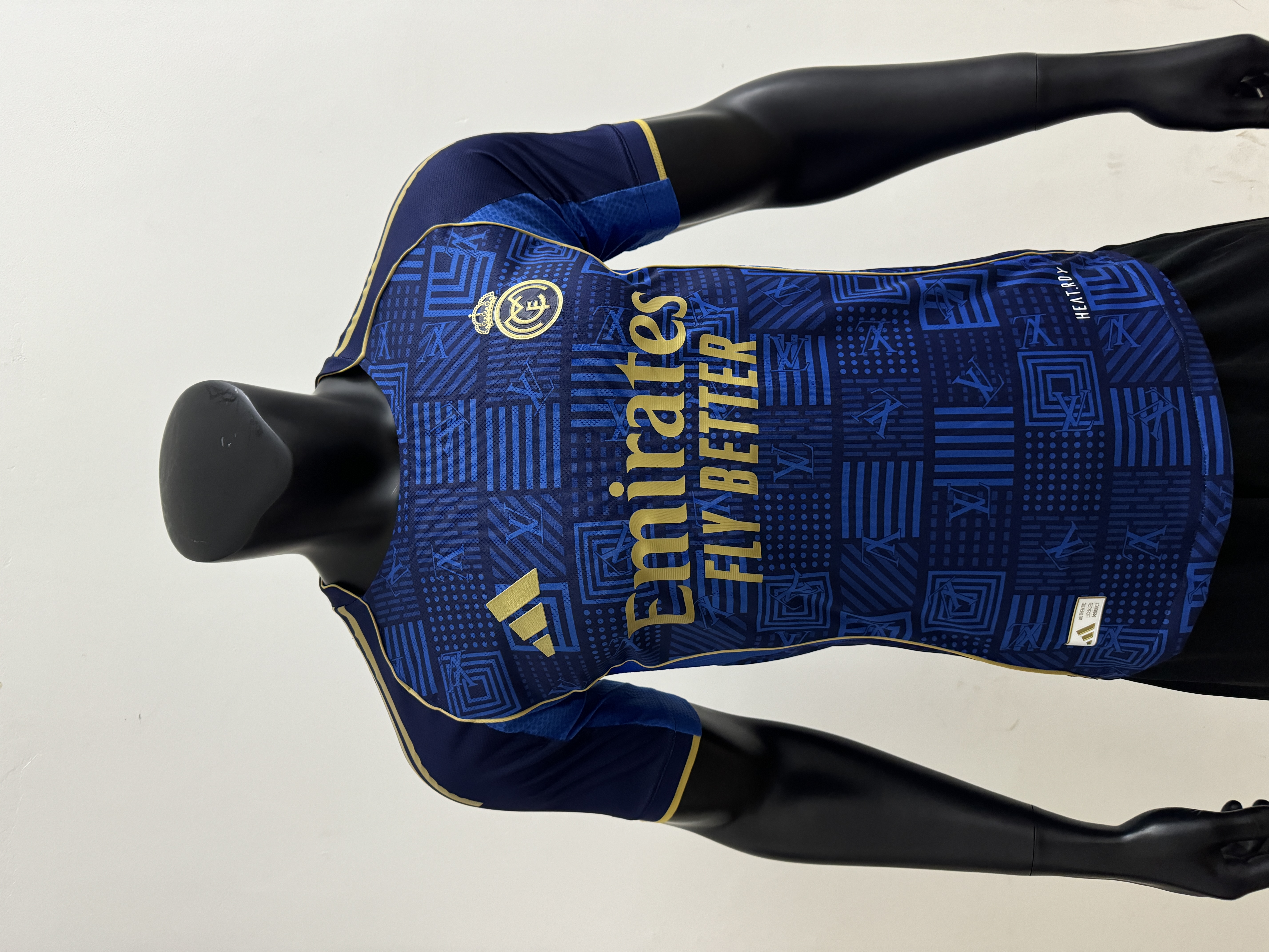  25/26Real Madrid LV co branded round neck player