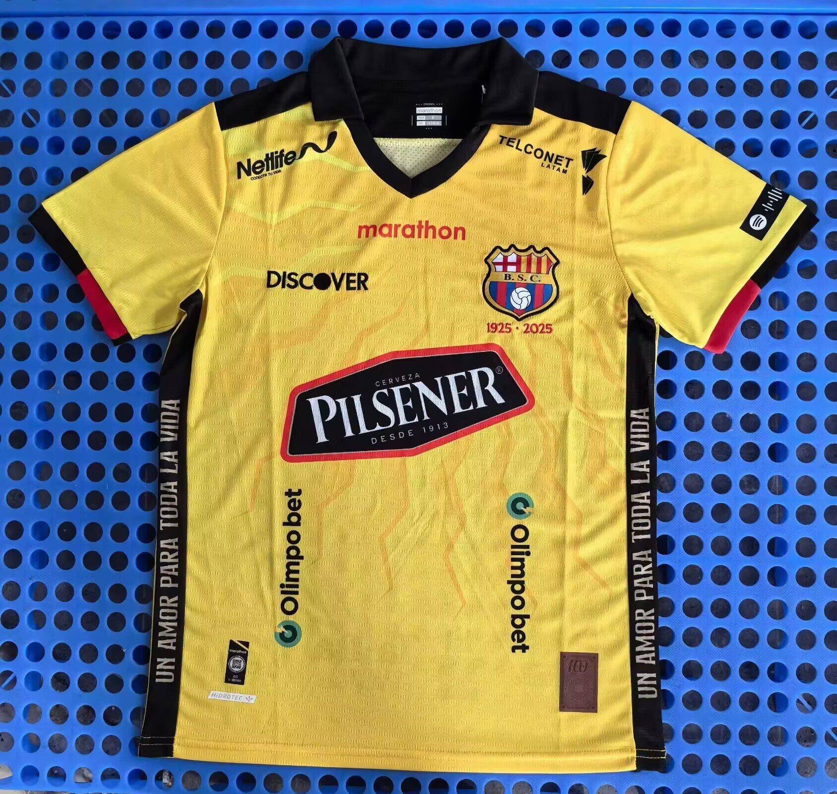 Fans Version 25/26 Barcelona 100th Anniversary Edition 