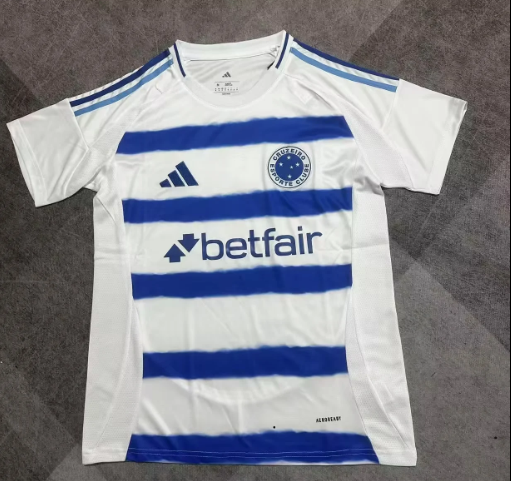 Fans Version 25/26 Cruzeiro away 