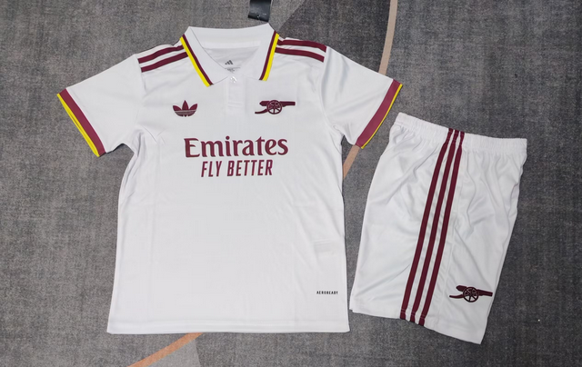 Kids kits 25/26 Arsenal two guest 