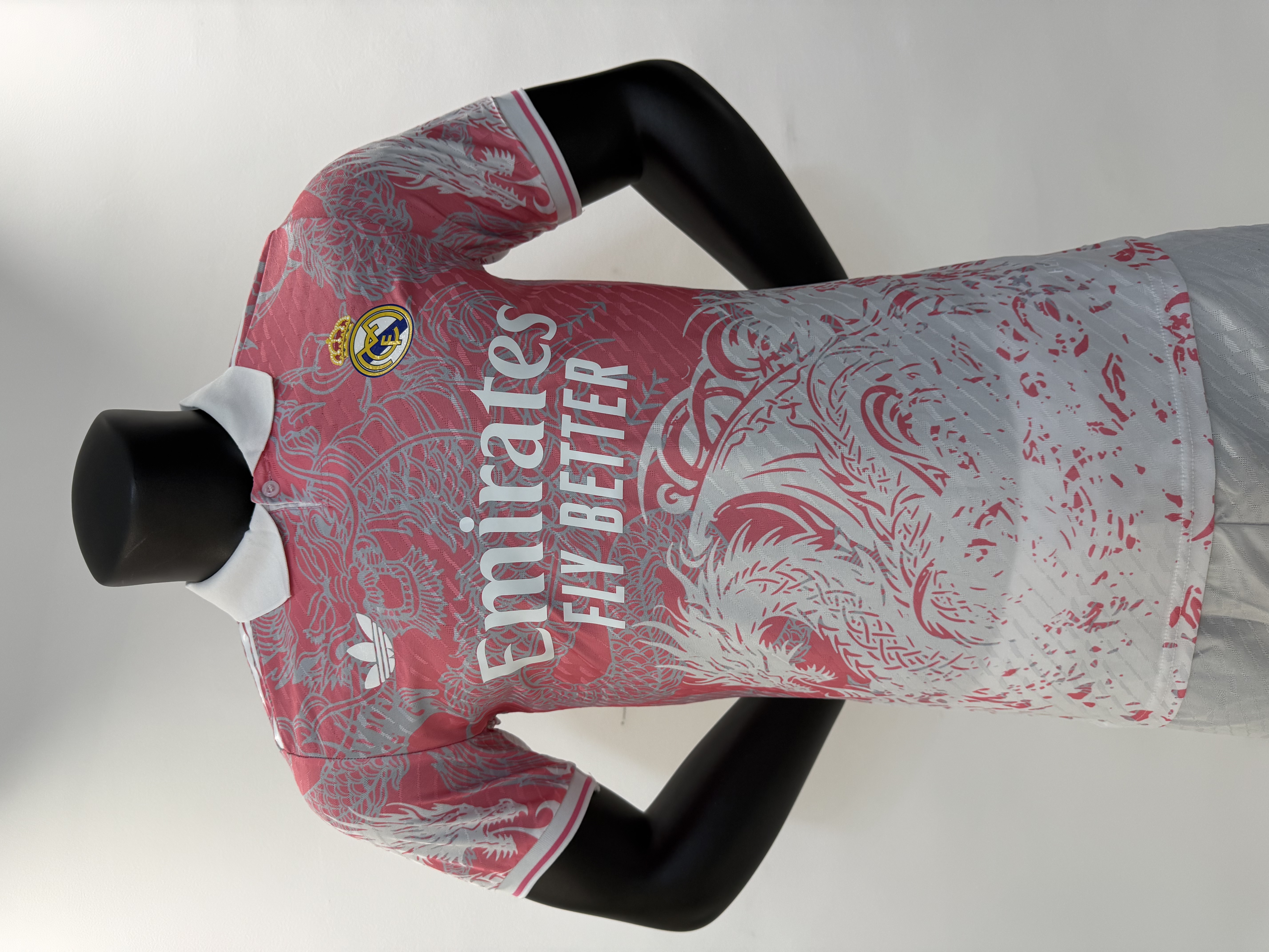 Player Version 25-26 Real Madrid Pink Special Edition