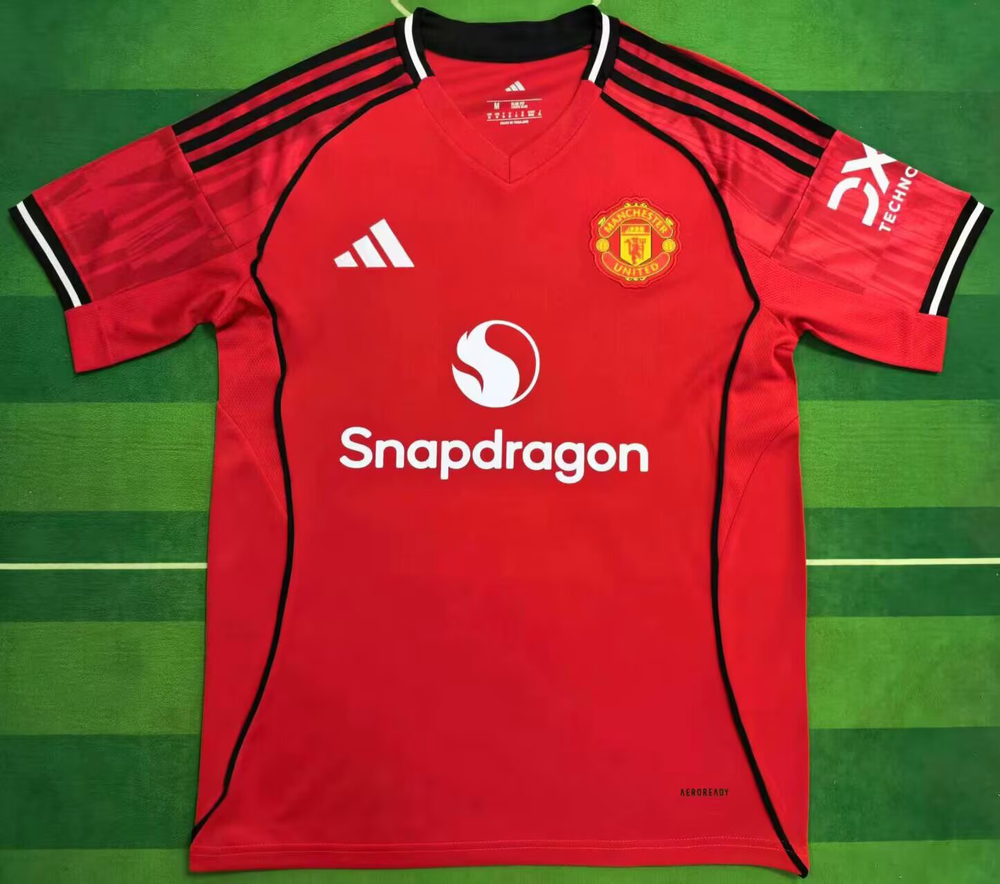 Fans Version 25/26 Manchester United home