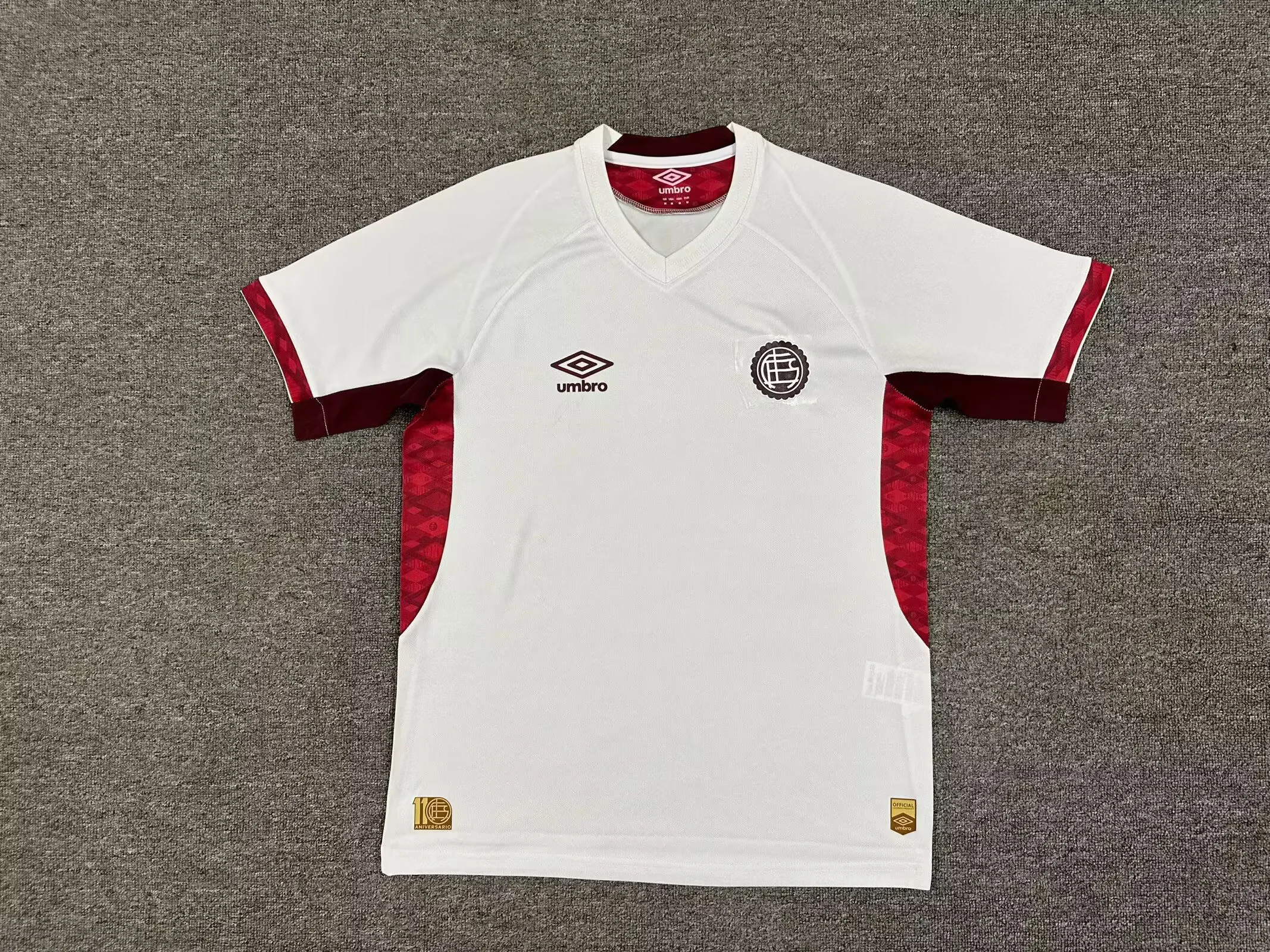 Fans Version 25/26 Lanus away 