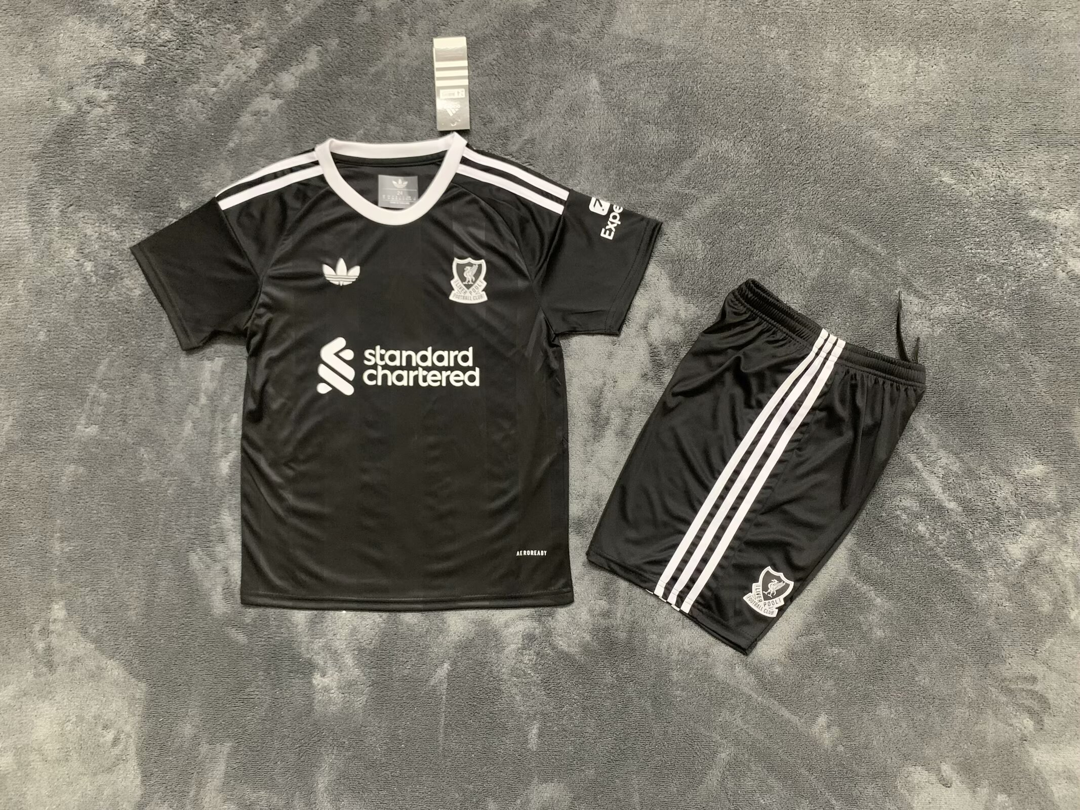 Kids kits 25/26 Liverpool Black Goalkeeper 