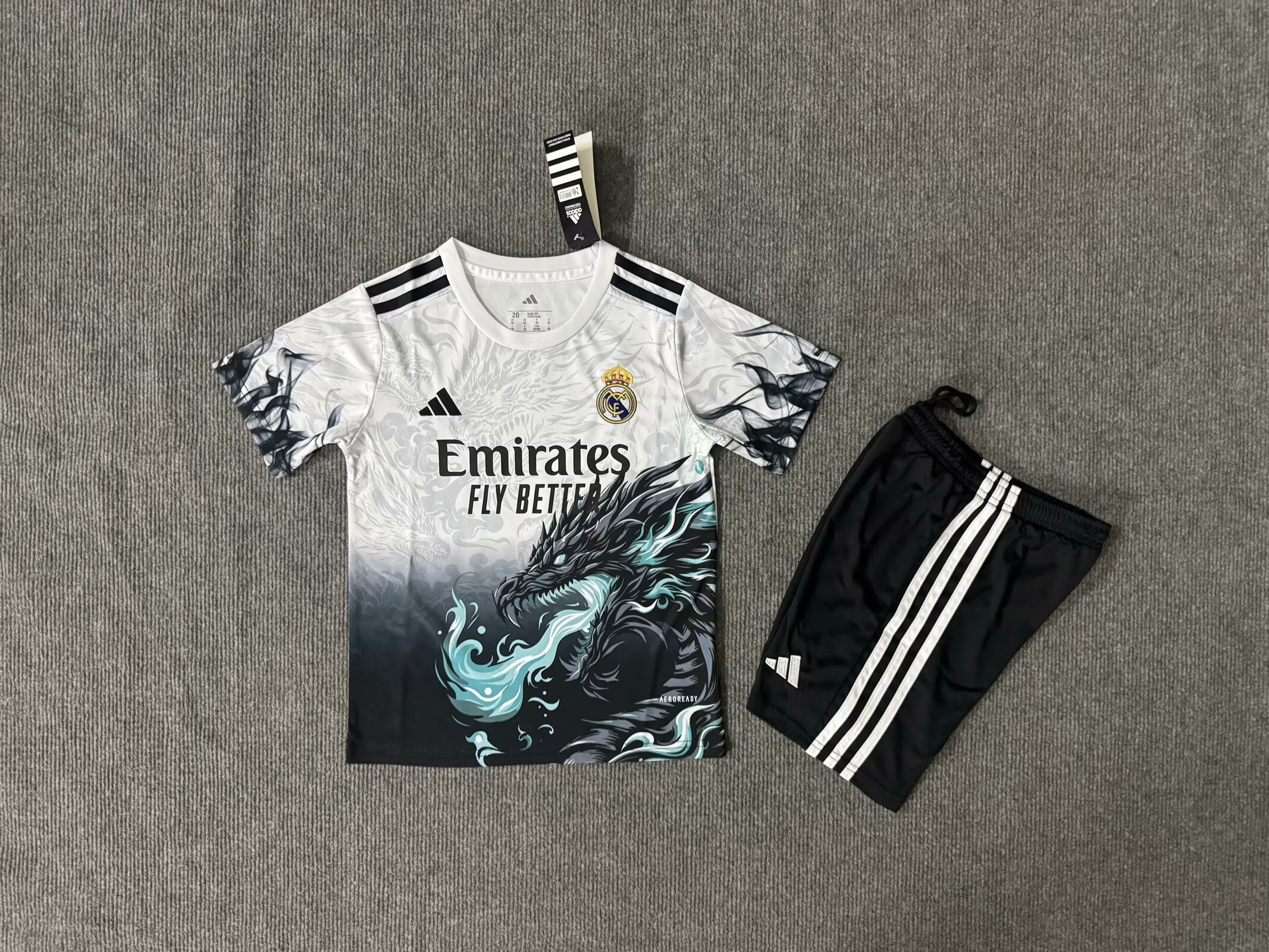 Kids kits 25/26 Real Madrid Special Edition 