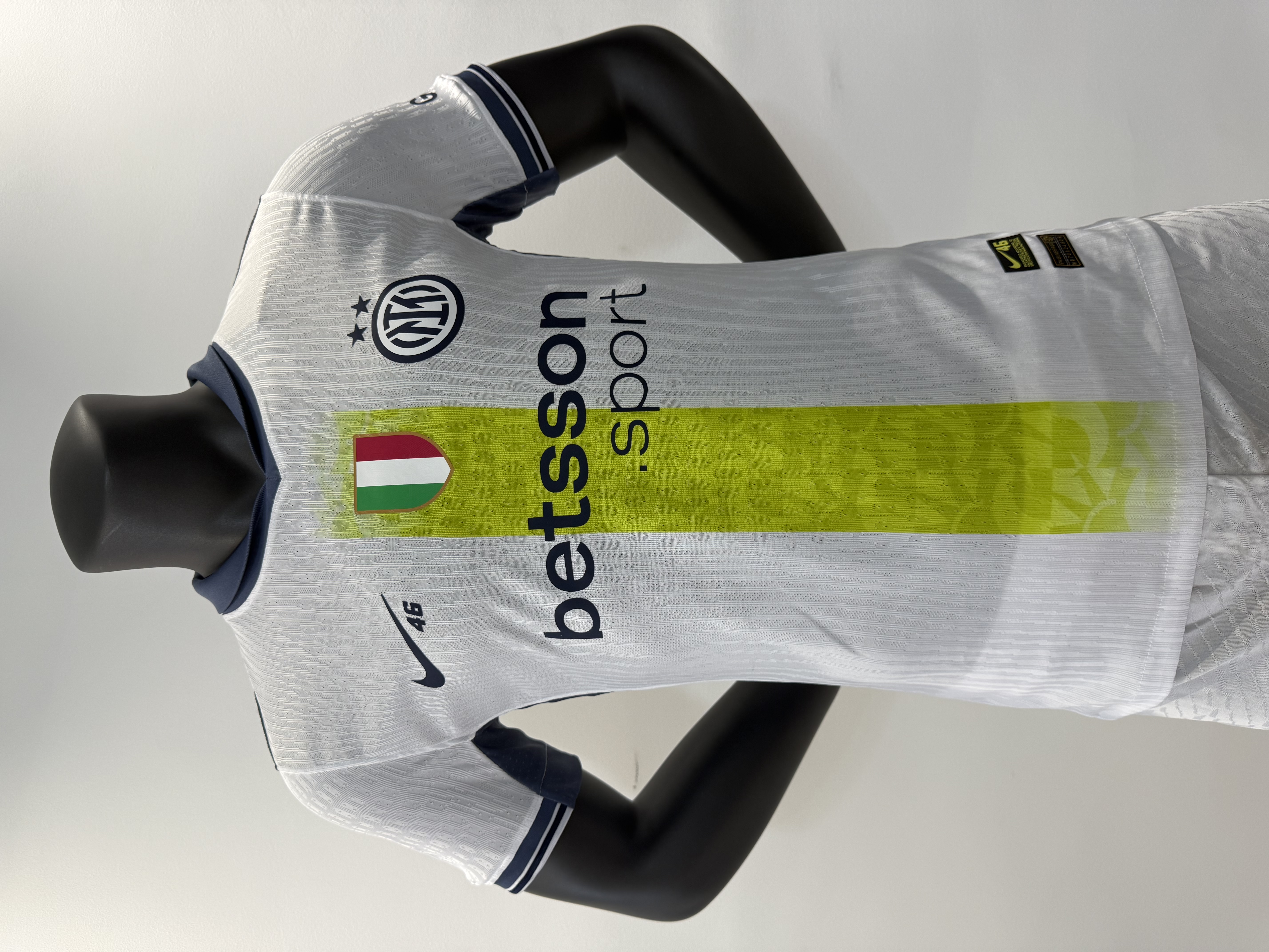 Player Version 25-26 Inter Milan Rossi Joint Edition