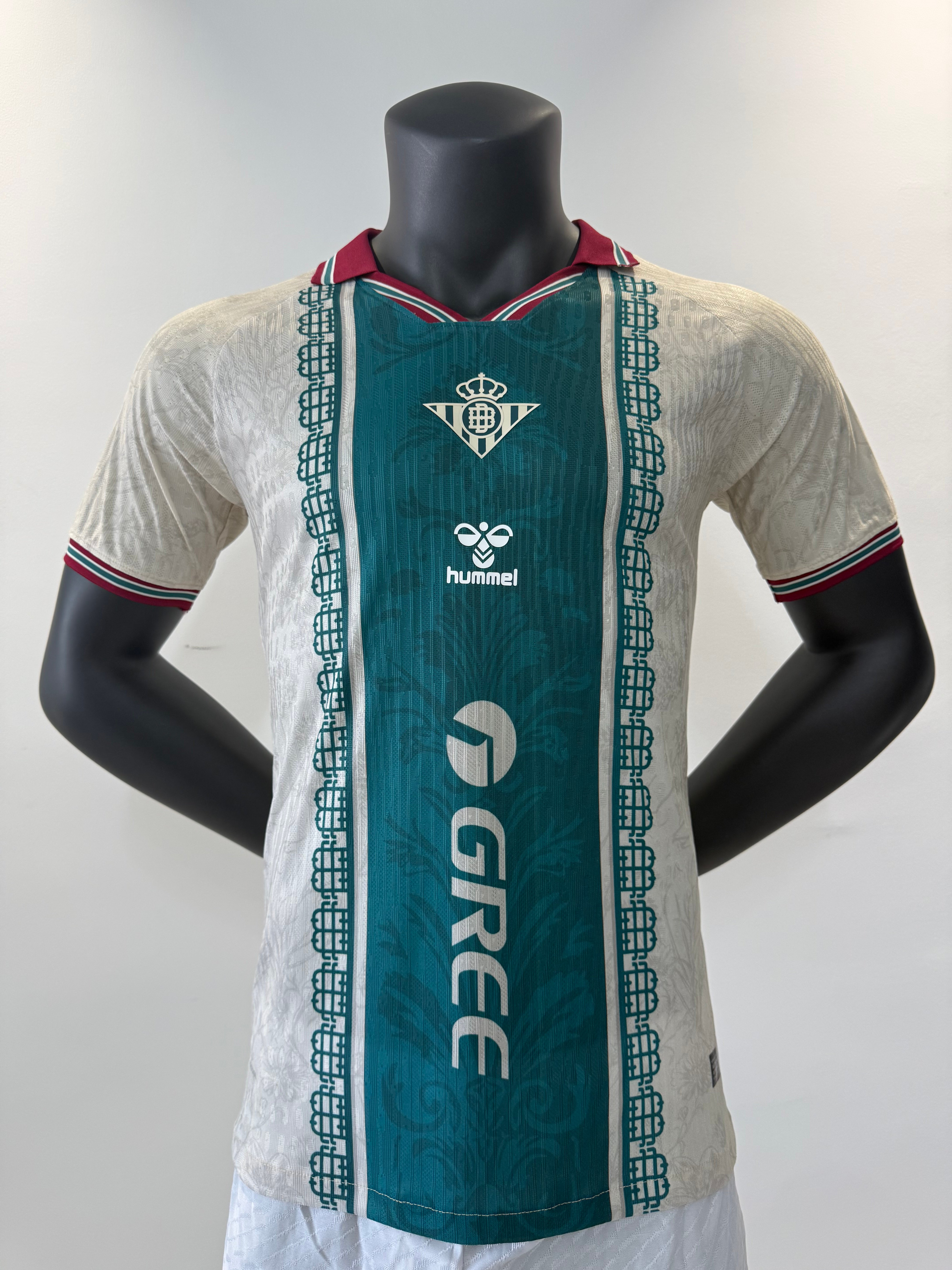 Player Version 25-26 Betis Special Edition