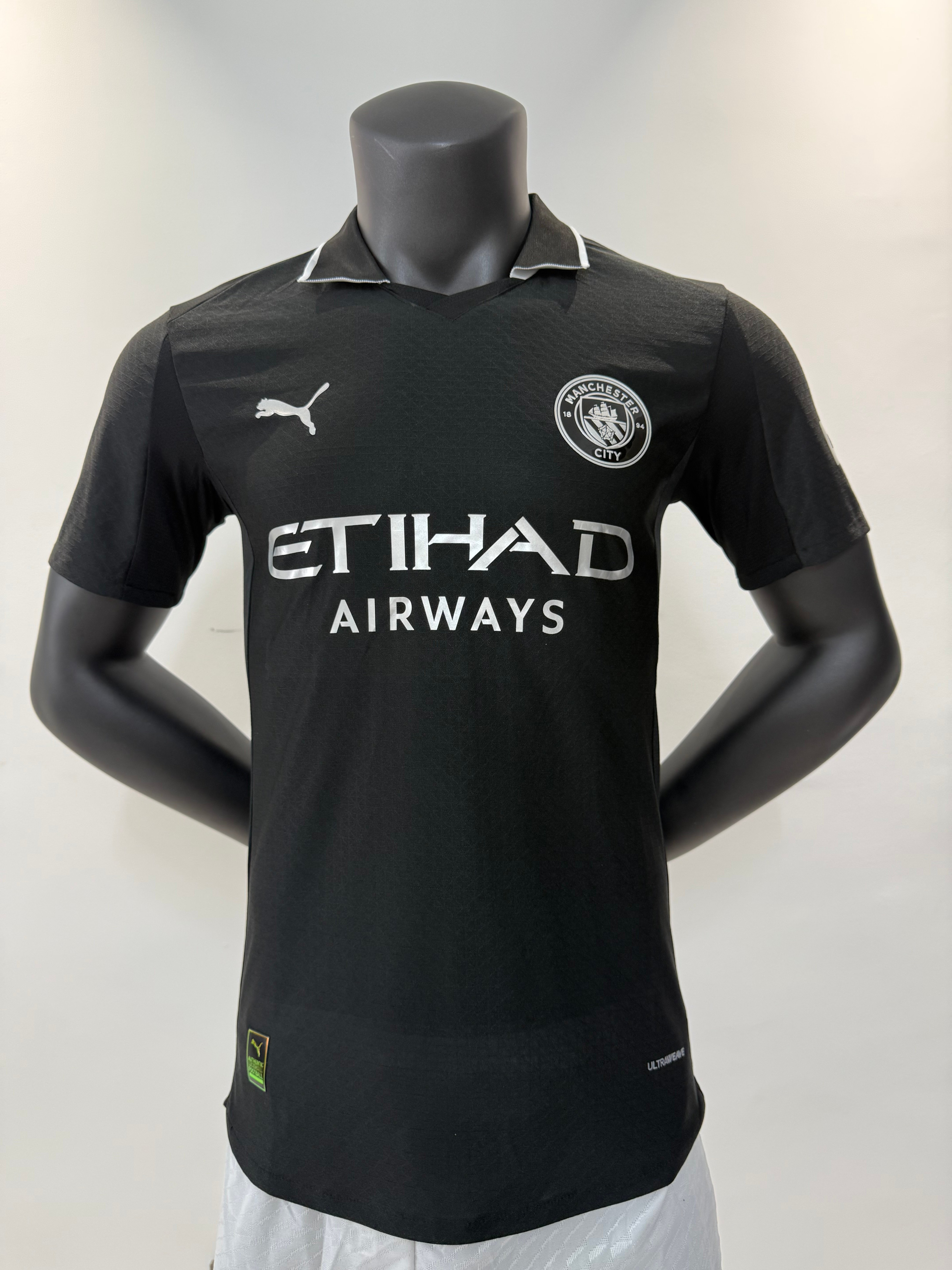  Player Version 25/26 Manchester City's Three Customers
