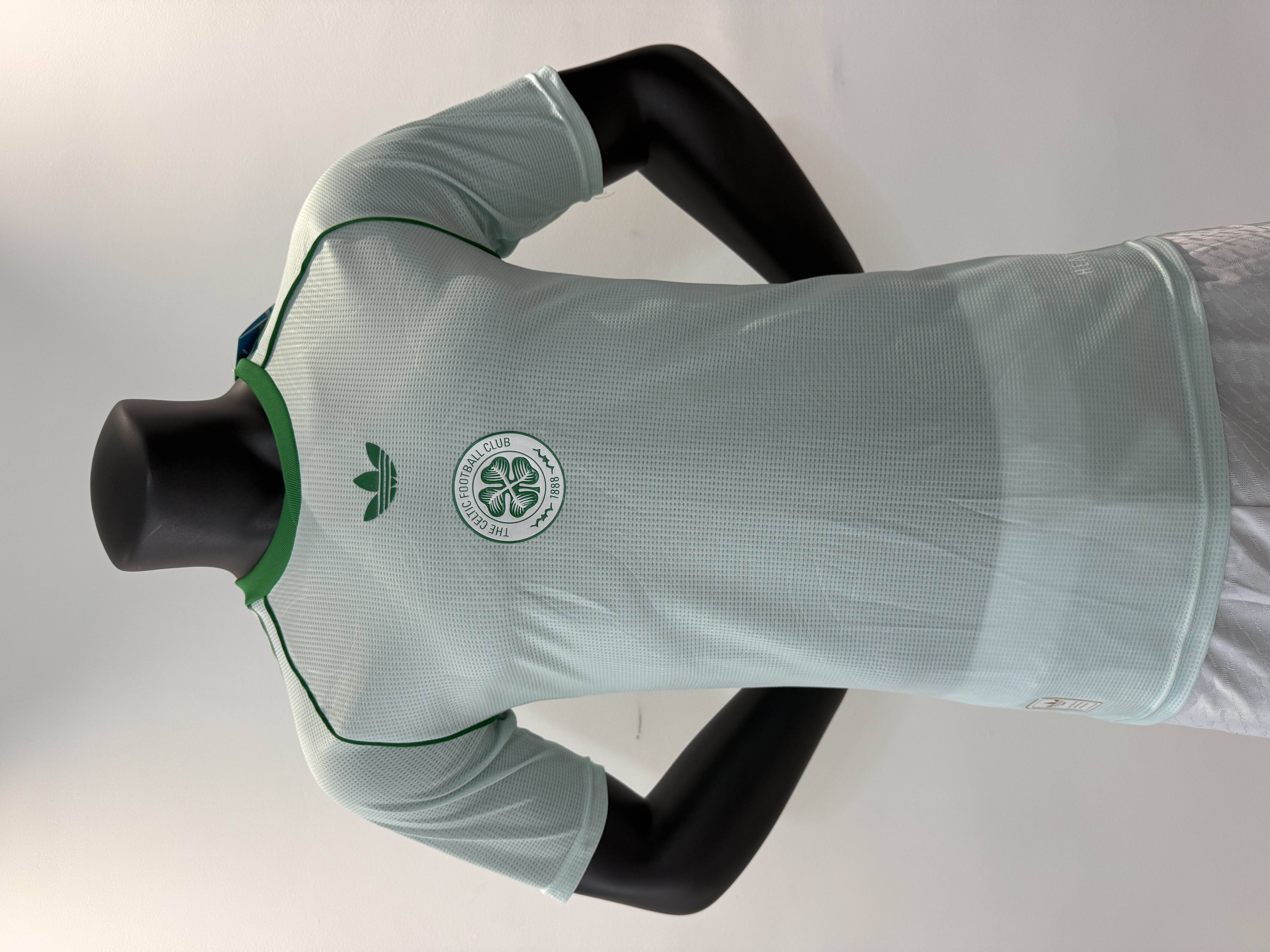  Player Version 25/26 Celtics pre match uniform