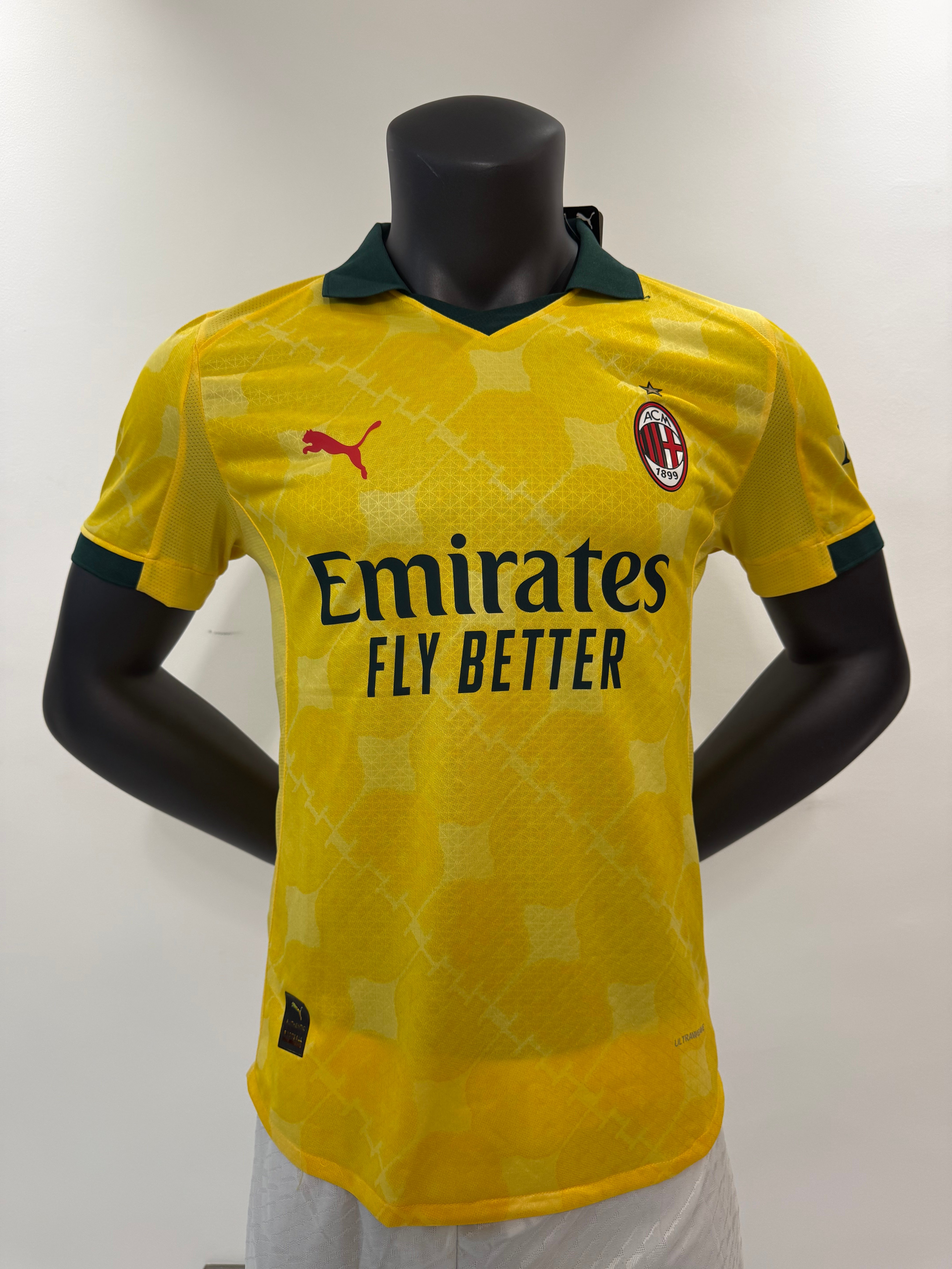 Player Version 25/26 AC Second Customer