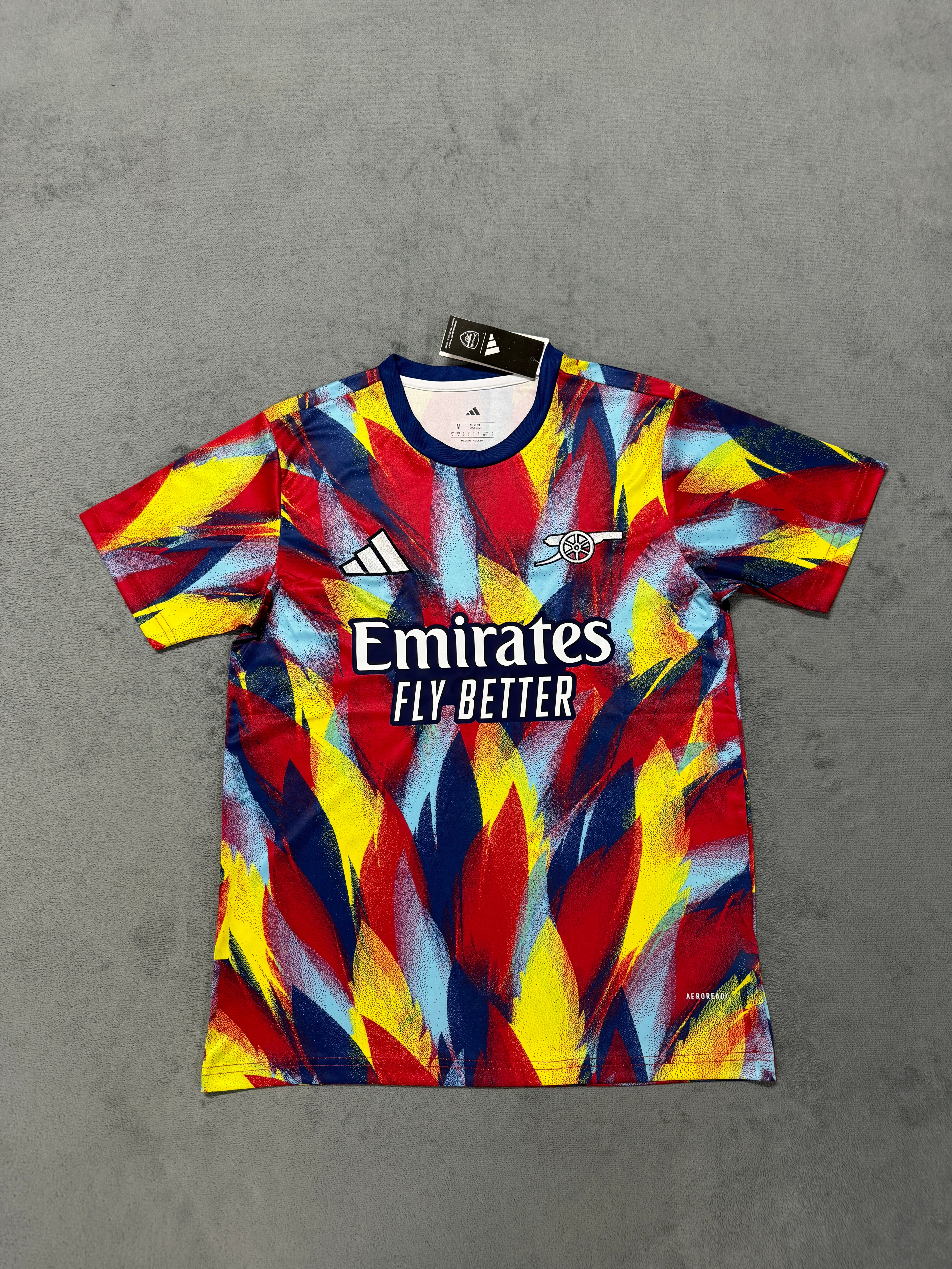 Fans Version 25/26 Arsenal training uniform in color