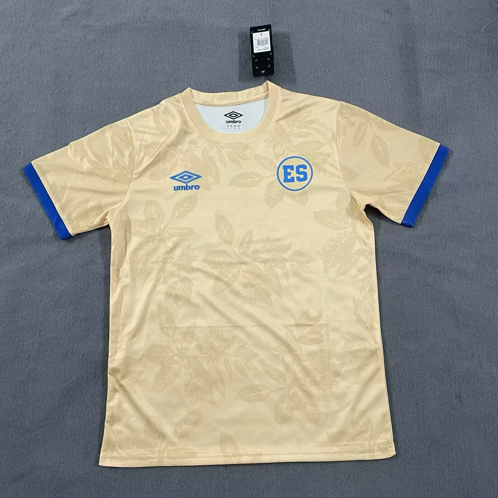 Fans Verison25/26Salvador Special Edition Gold 