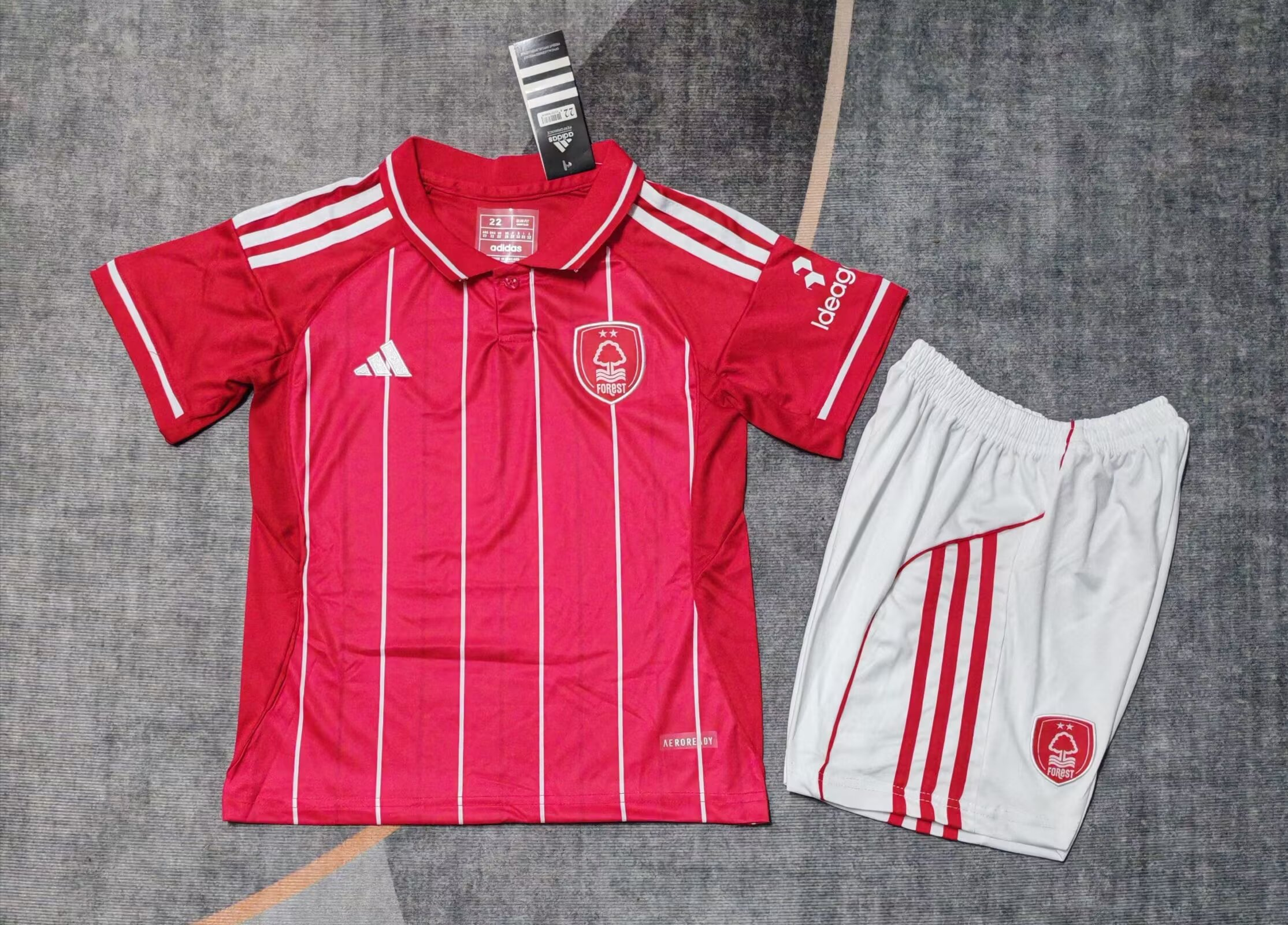 Kids kits 25/26 Nottingham Forest home
