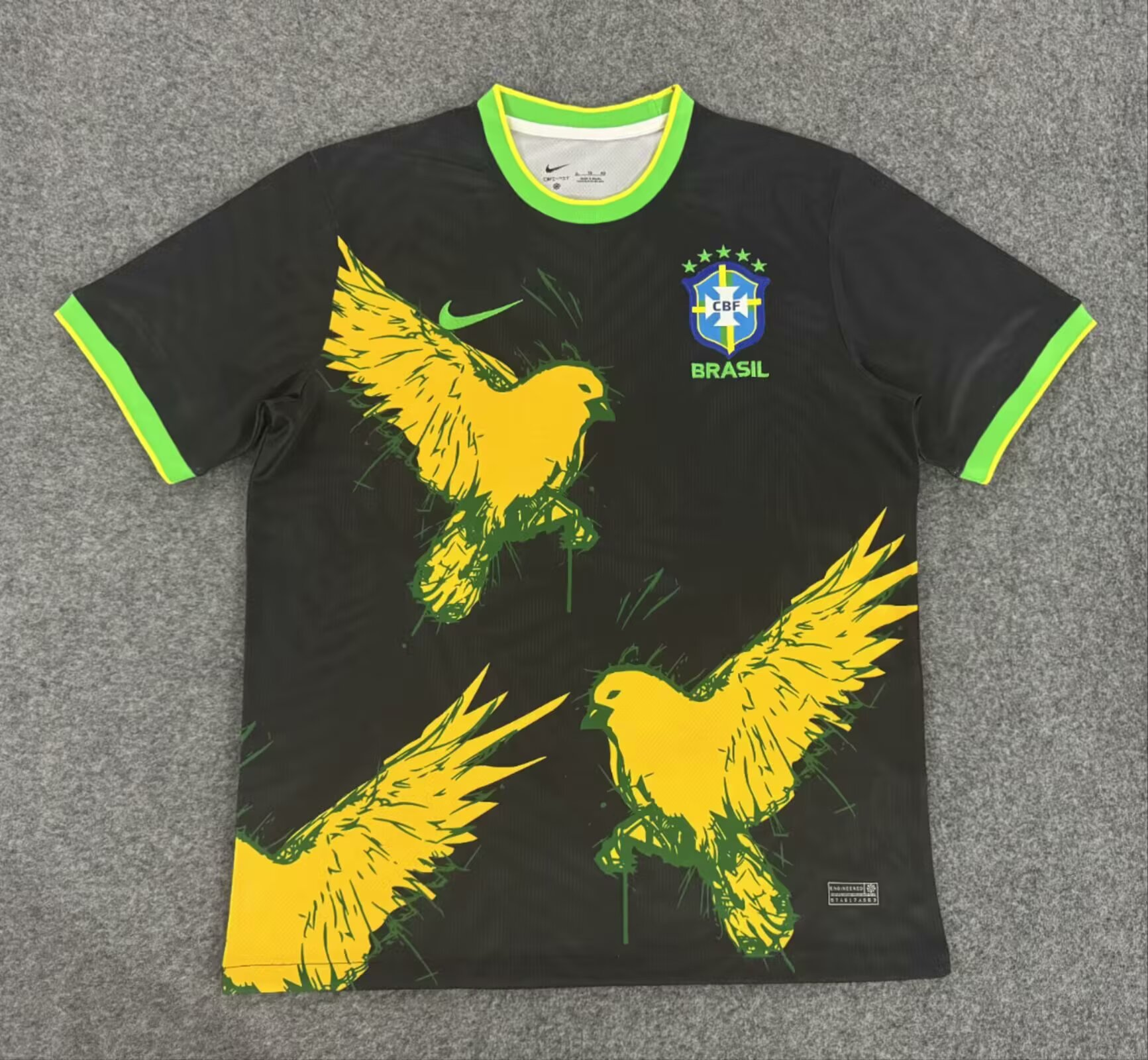 Fans Version 25/26 Brazilian Bird Black