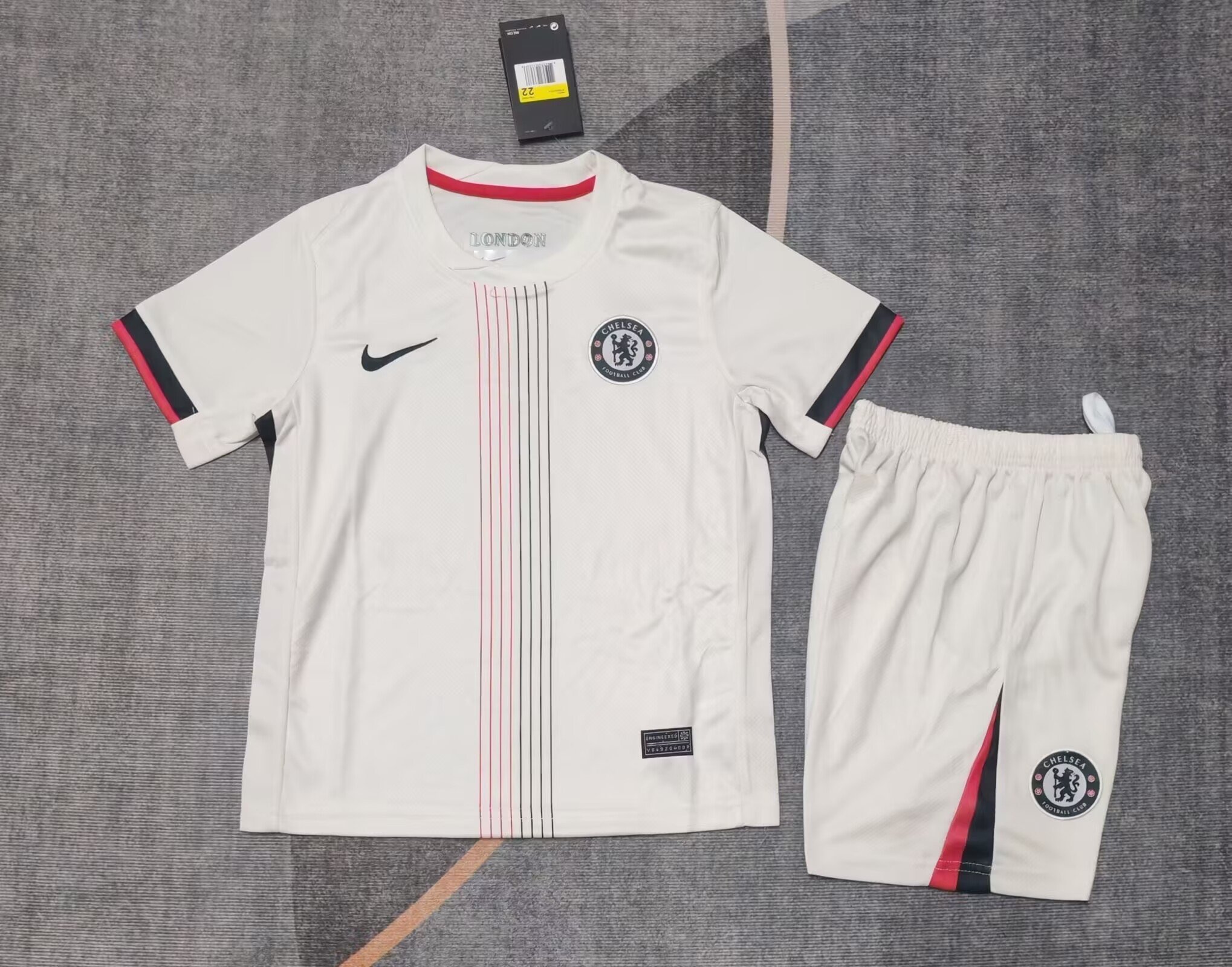 Kids kits 25/26 Chelsea away