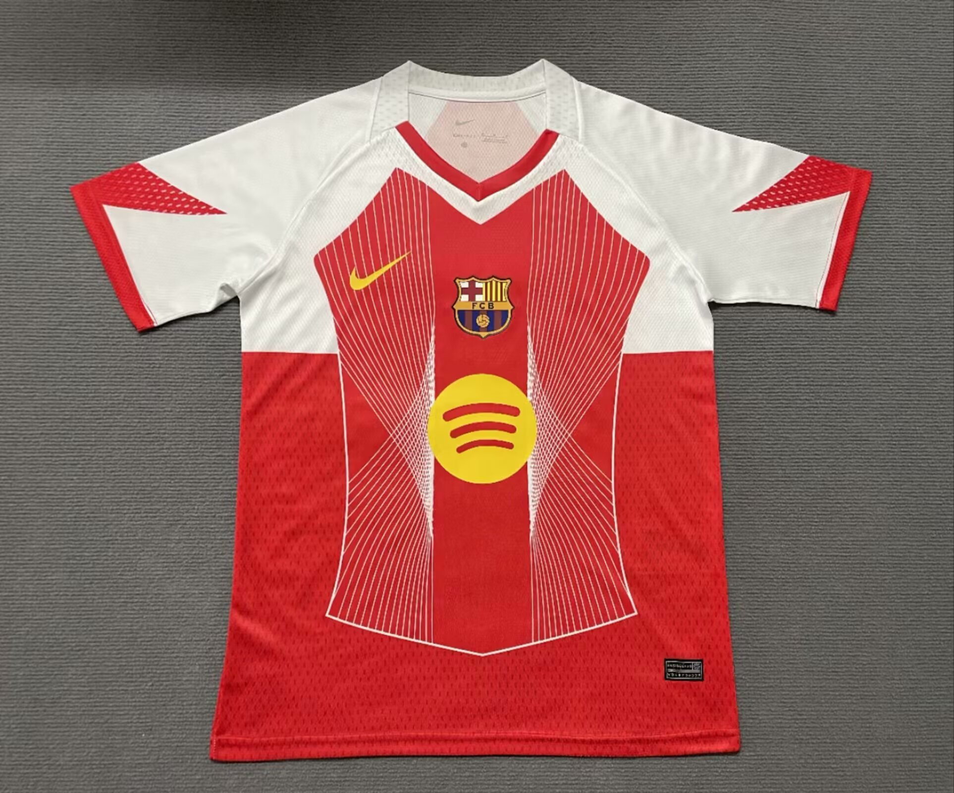 Fans Version 25/26 Barcelona Special Edition Red 