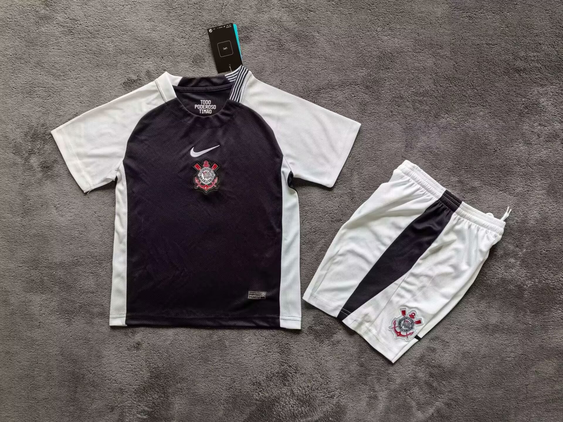 Kids kits 25/26 Corinthians away
