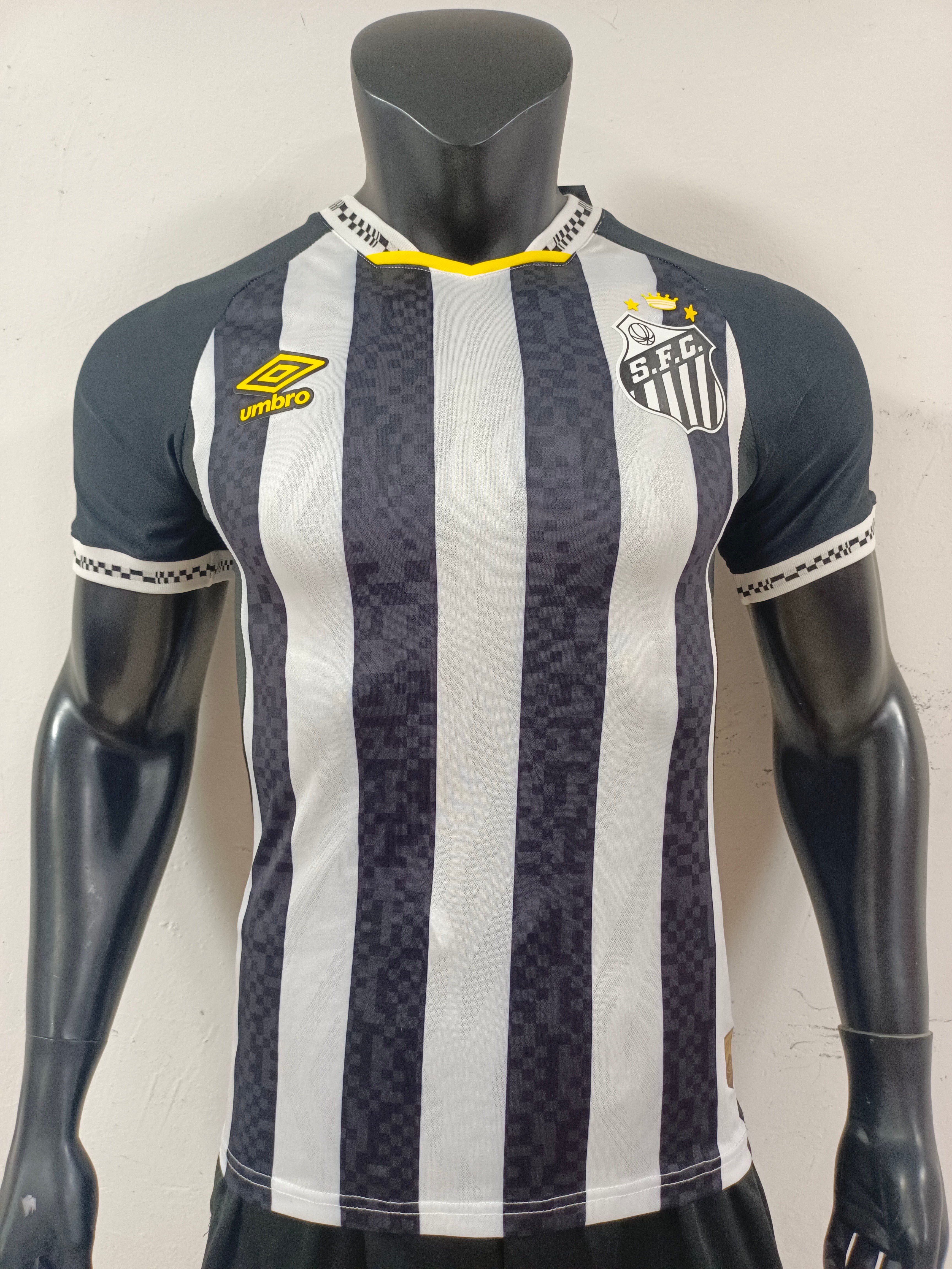 Player Version 25/26 Santos away player version