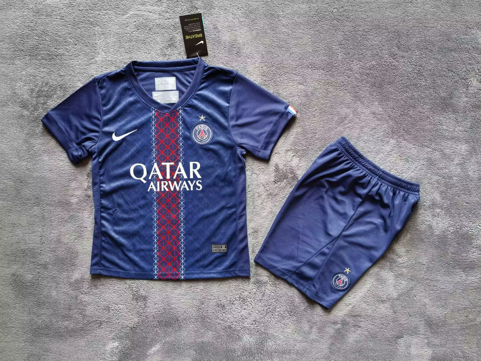 Kids kits 25/26  Paris Main Belt Star