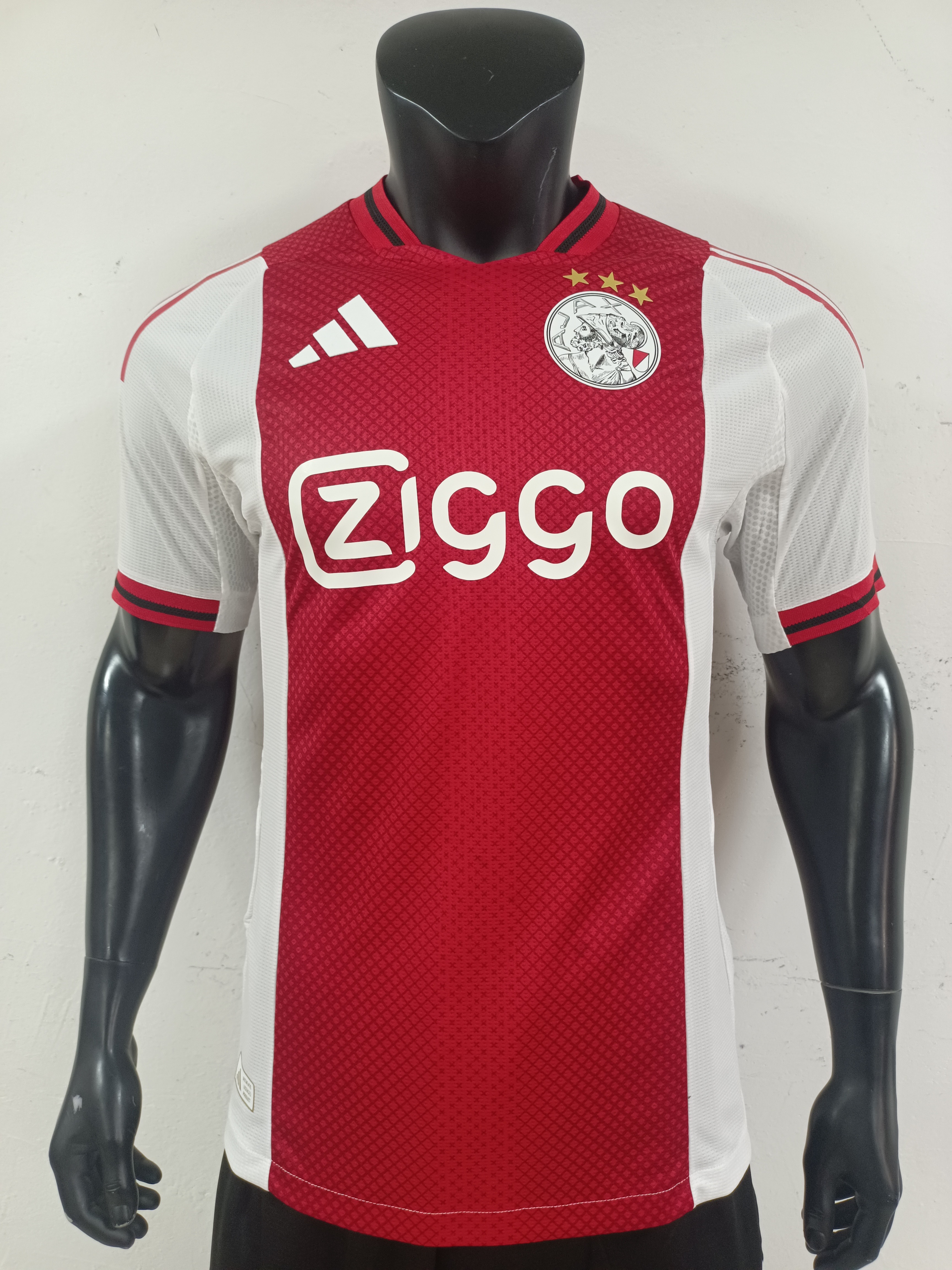 Player Version 25/26 Ajax Home 