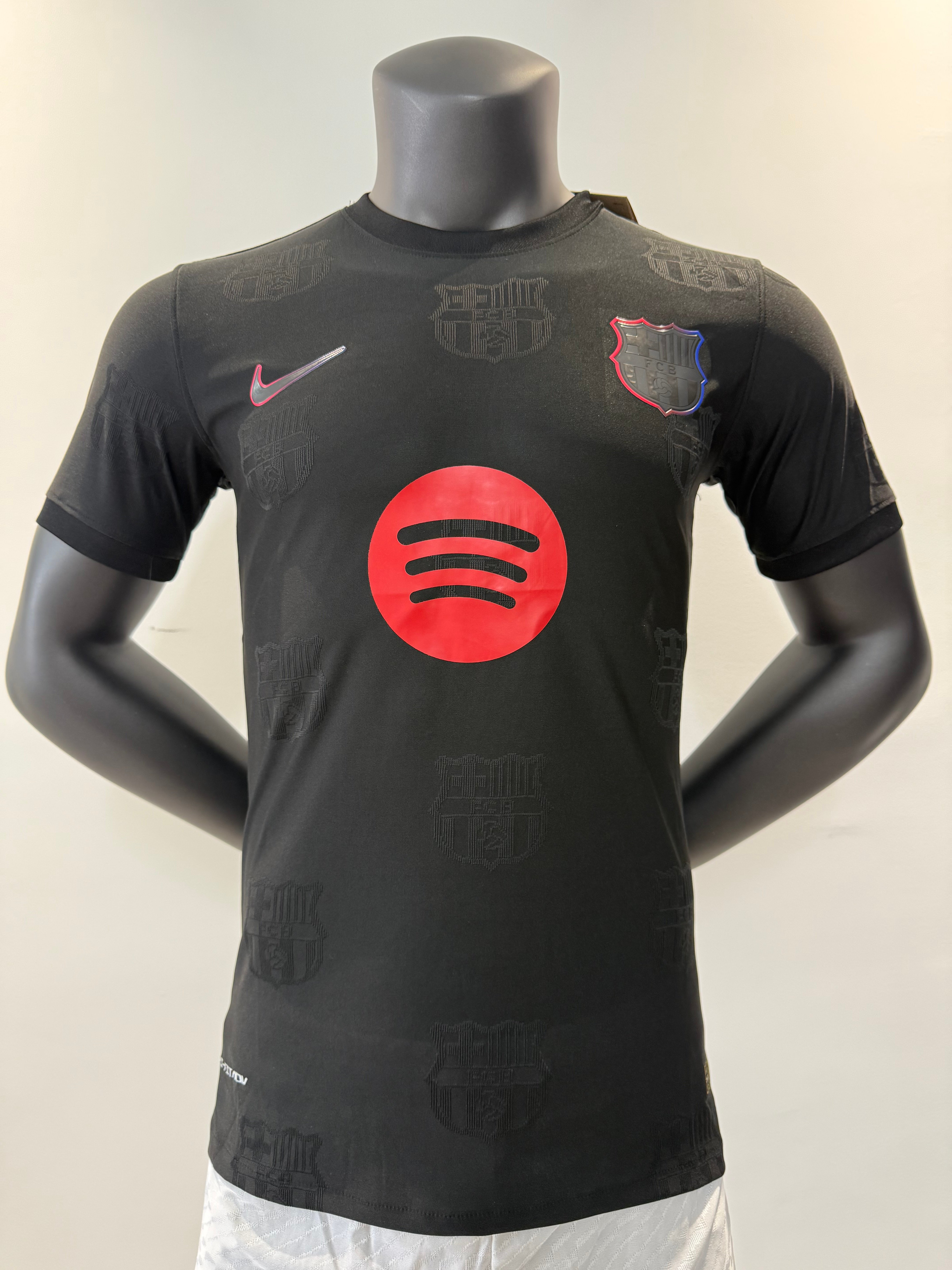 Player Version 25/26 Barcelona Black Special Edition