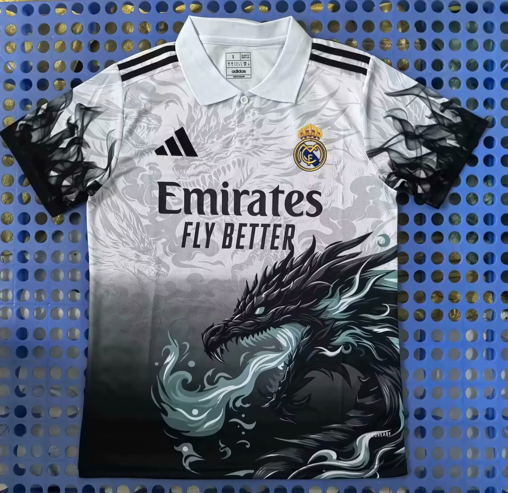 Fans Version 25/26 Real Madrid Black Dragon White Spray Dragon 