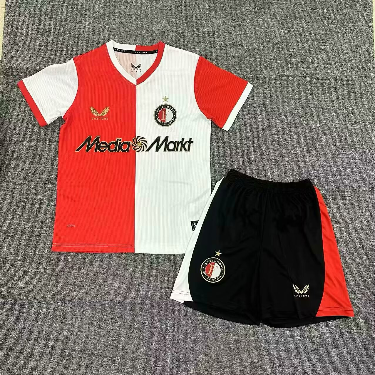 Adults kits 25/26 Feyenoord Home