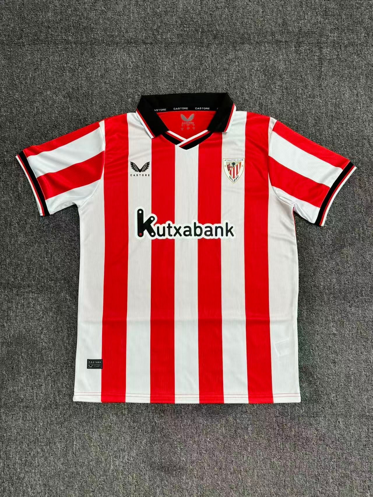 Fans Version 25/26 Newcastle training uniform