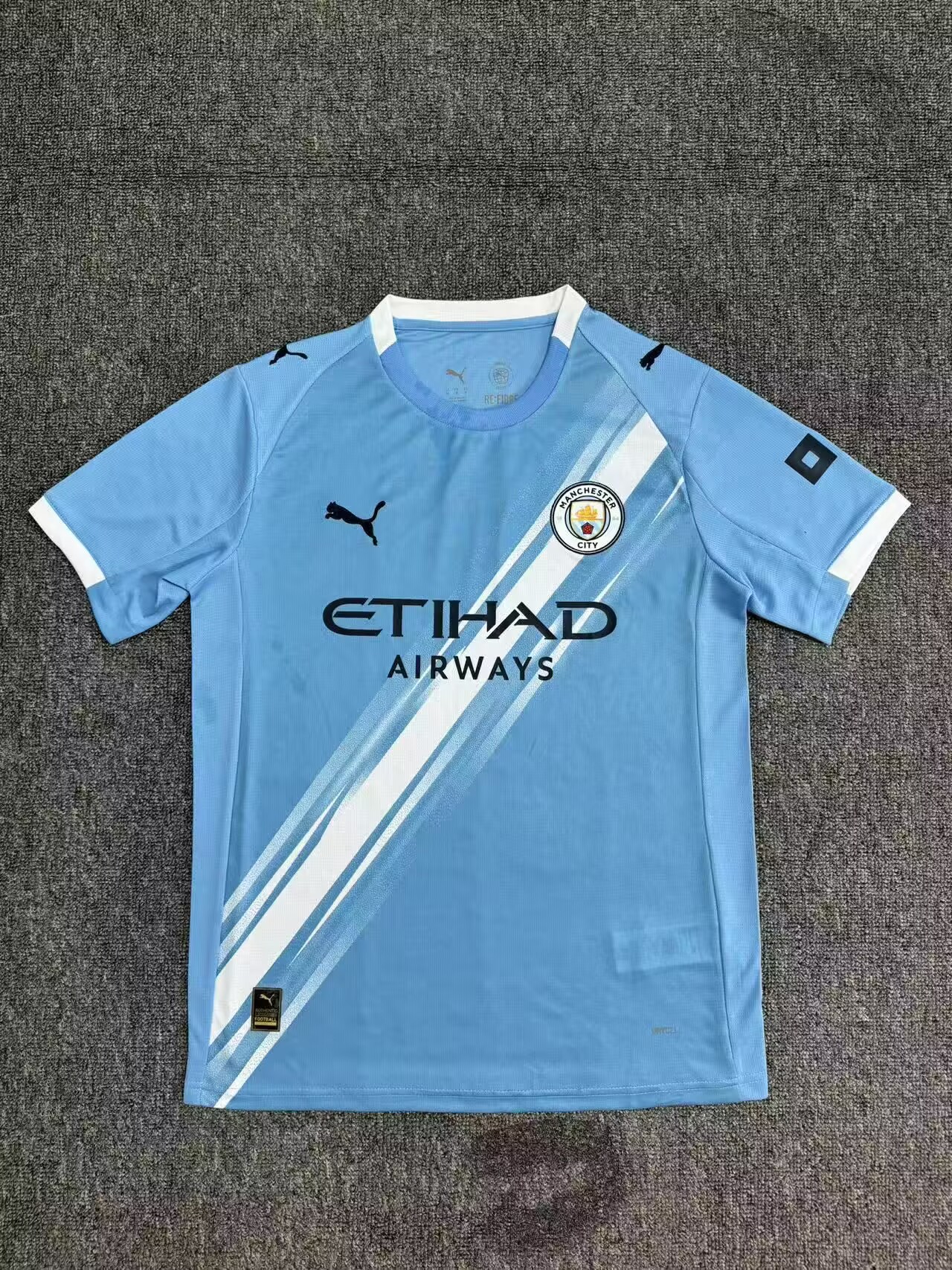 Fans Version 25/26 Manchester City home